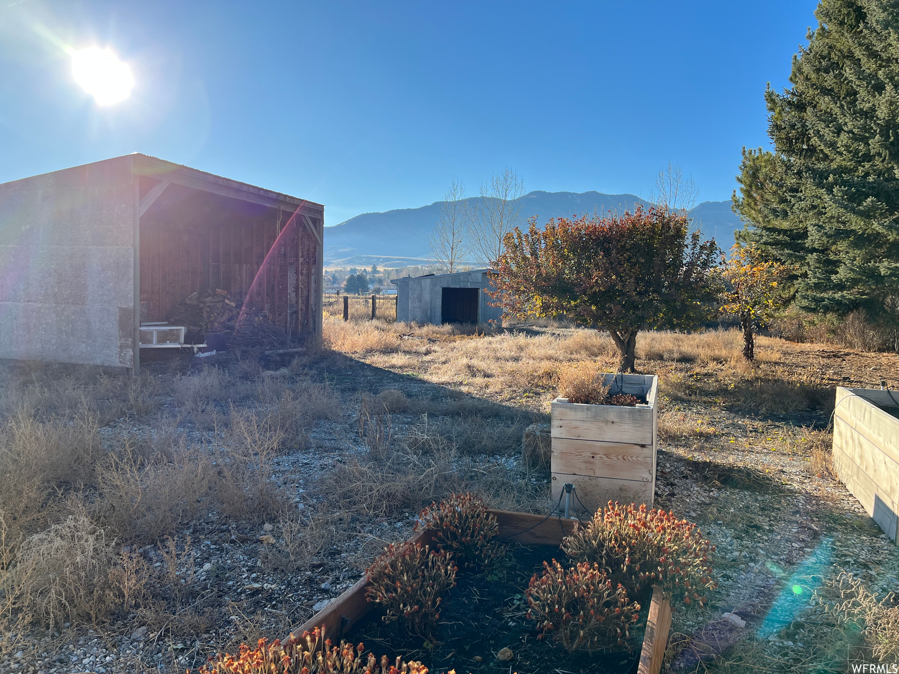 362 E Center Clarkston UT 84305 435,000