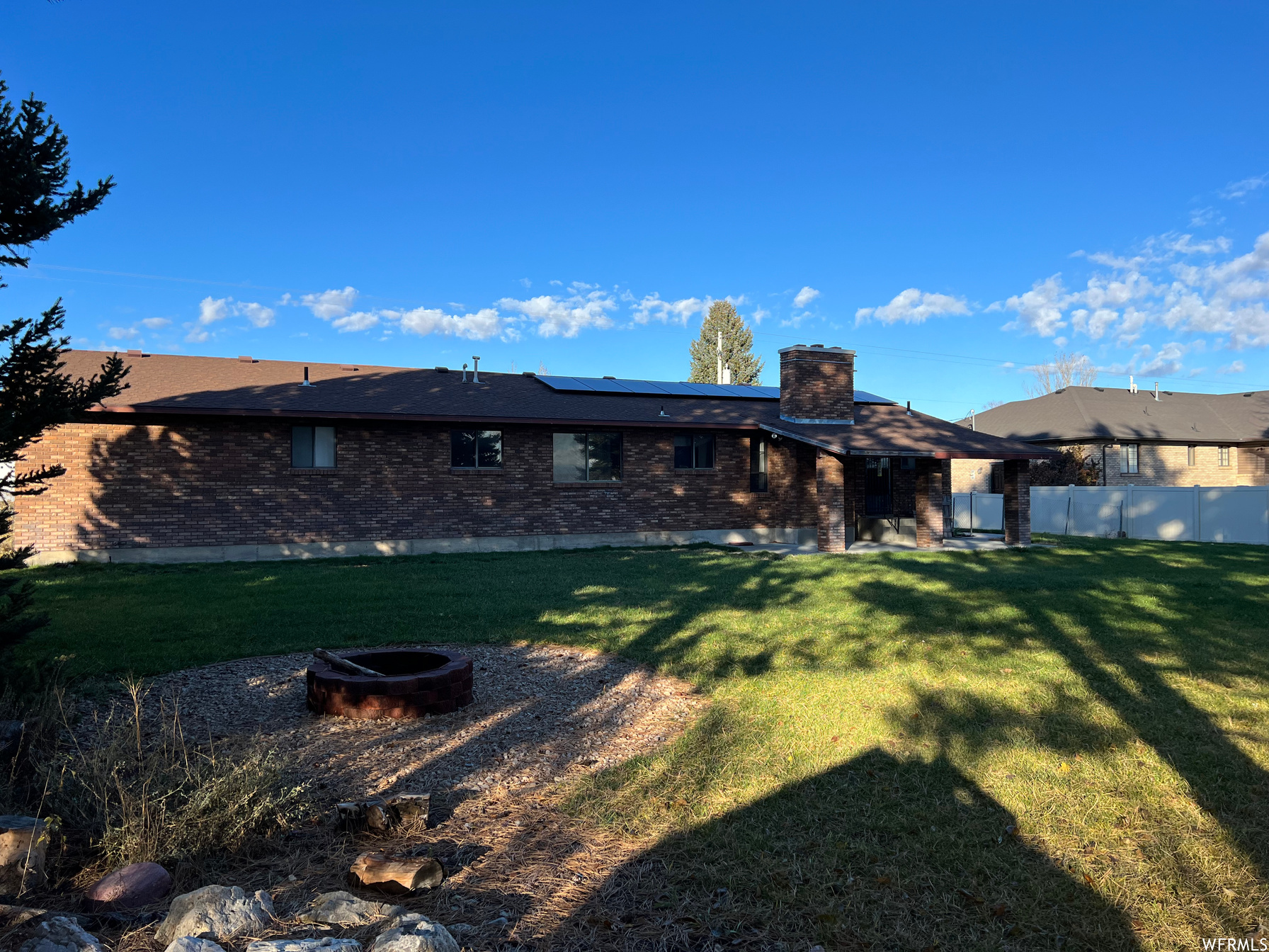 362 E Center Clarkston UT 84305 435,000