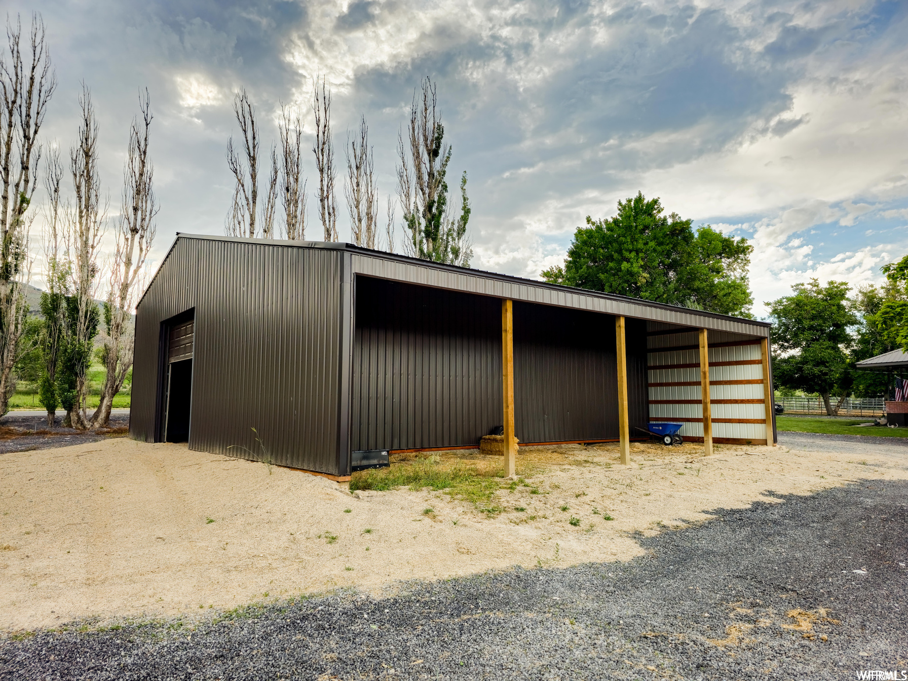 9926 N 11600 W Thatcher UT 84337 1,500,000