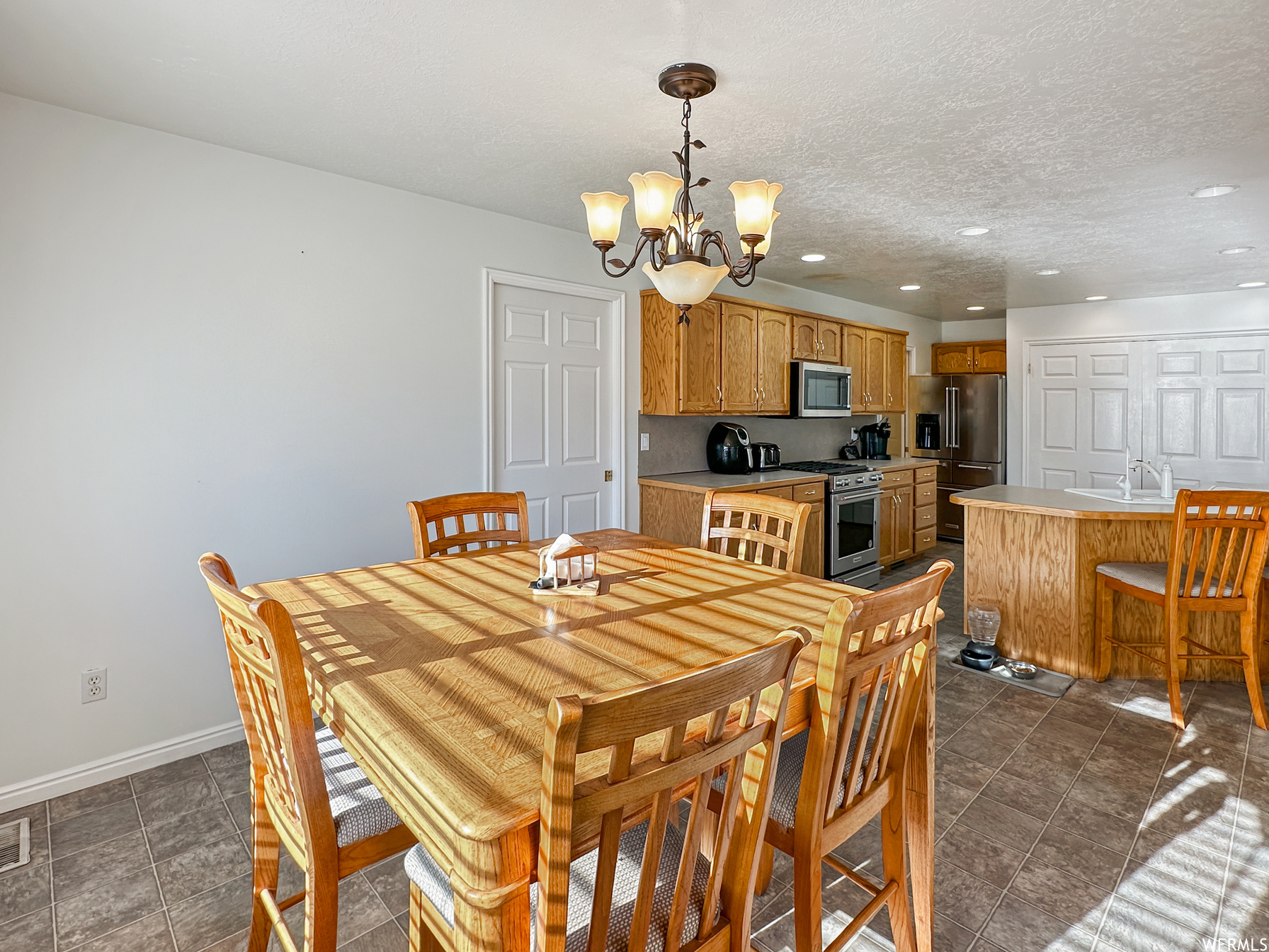 4357 W 4425 S West Haven UT 84401 635 000 UtahRealEstate Com   1971174 8d613e13708cfbc5f3dd9b256e73c1d6 65789af0bb504 