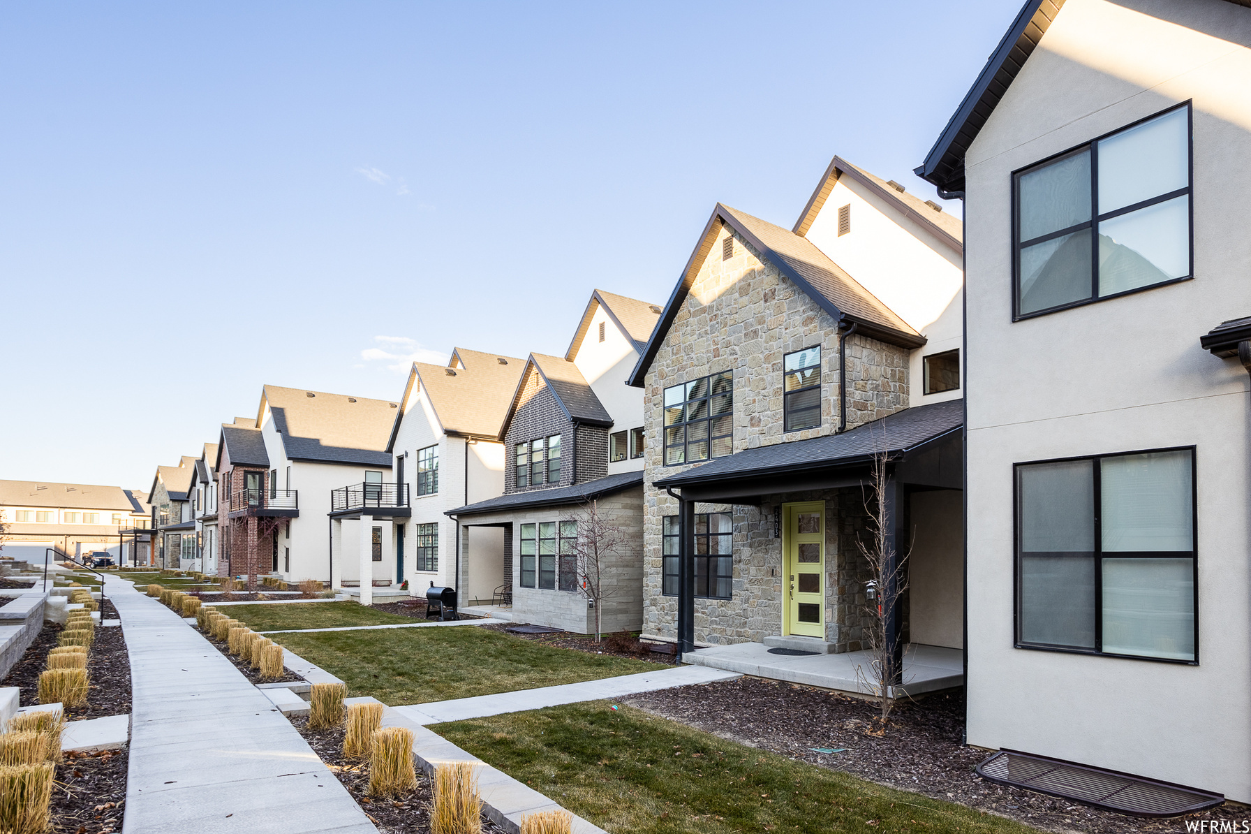 2403 N Alesund Way Lehi UT 84043 524,900