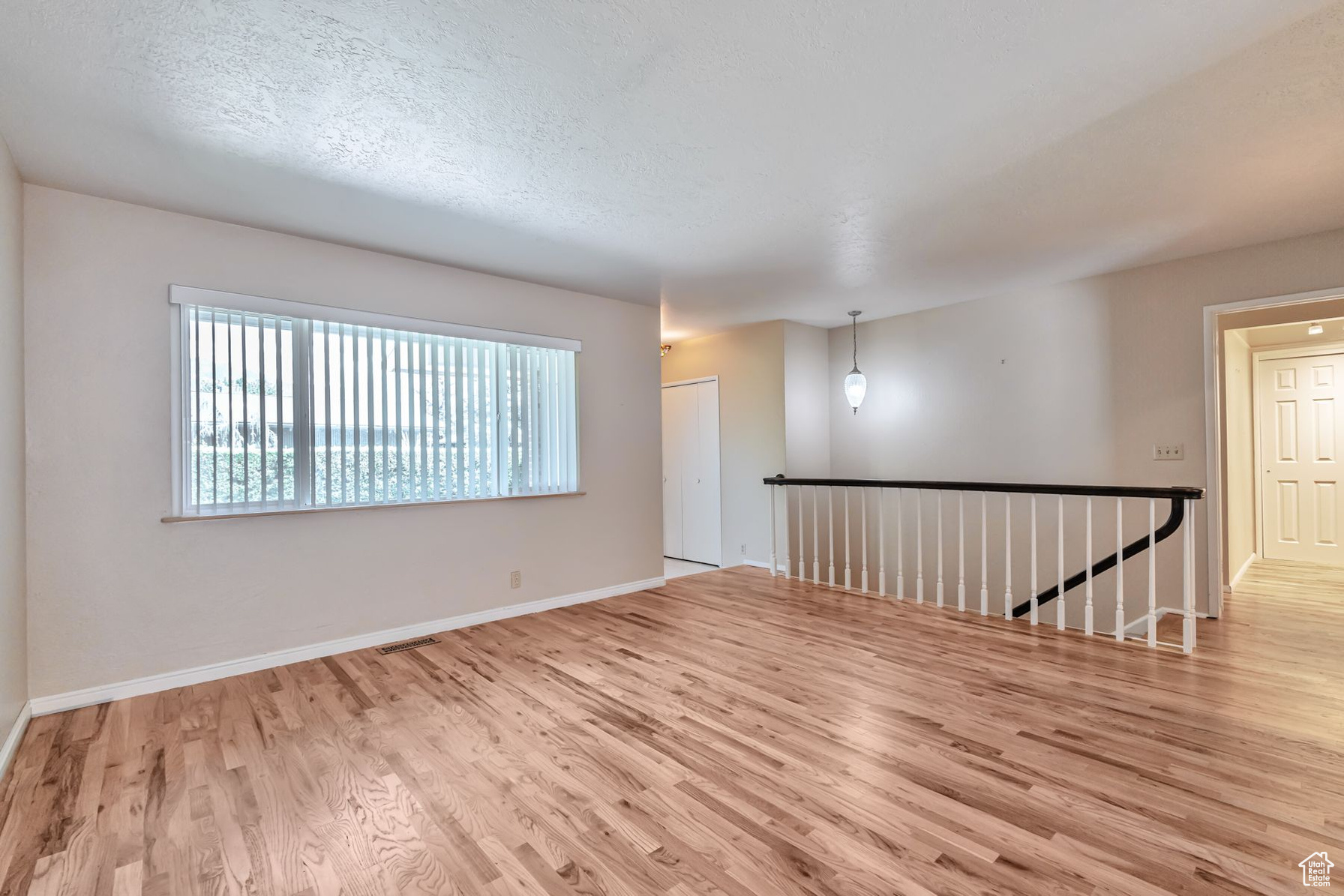 860 E Three Fountains Dr 204 Murray UT 84107 464,900