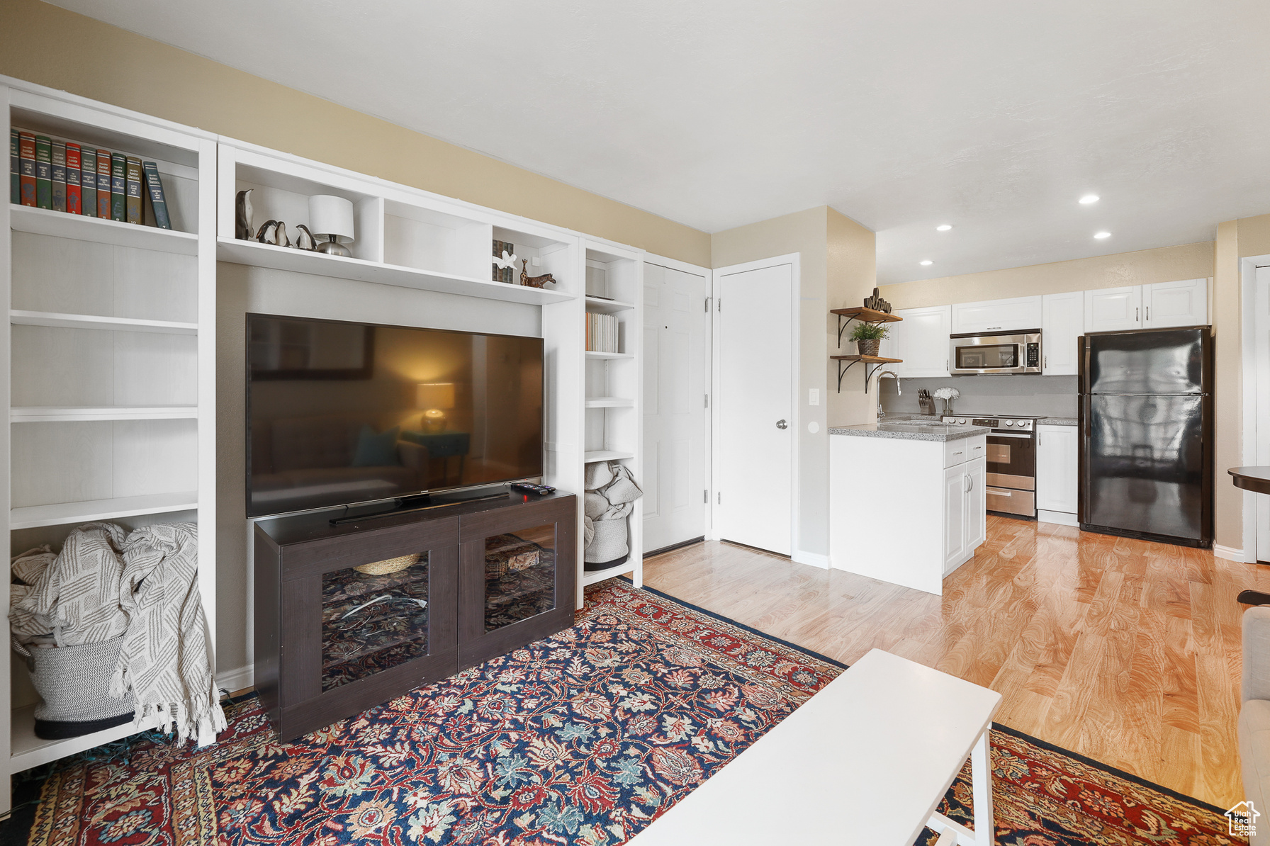 1199 E Waterside Cv 22 Cottonwood Heights UT 84047 269,000