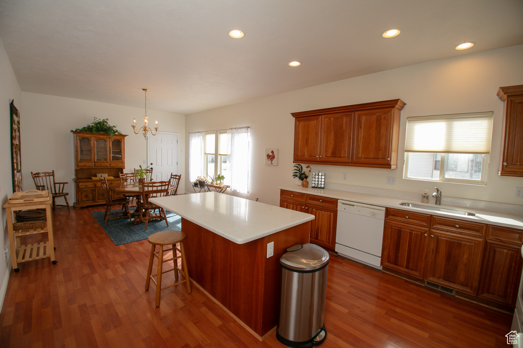 4592 S Wedgewood Dr Roy UT 84067 479,000