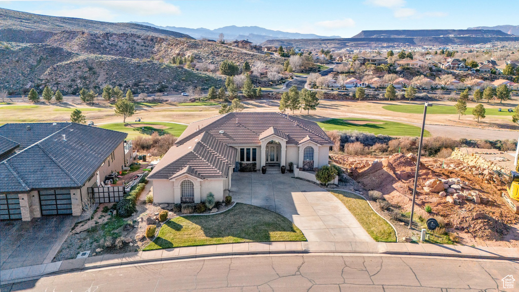 2408 S 1400 E St. George UT 84790 | $879,900 | UtahRealEstate.com