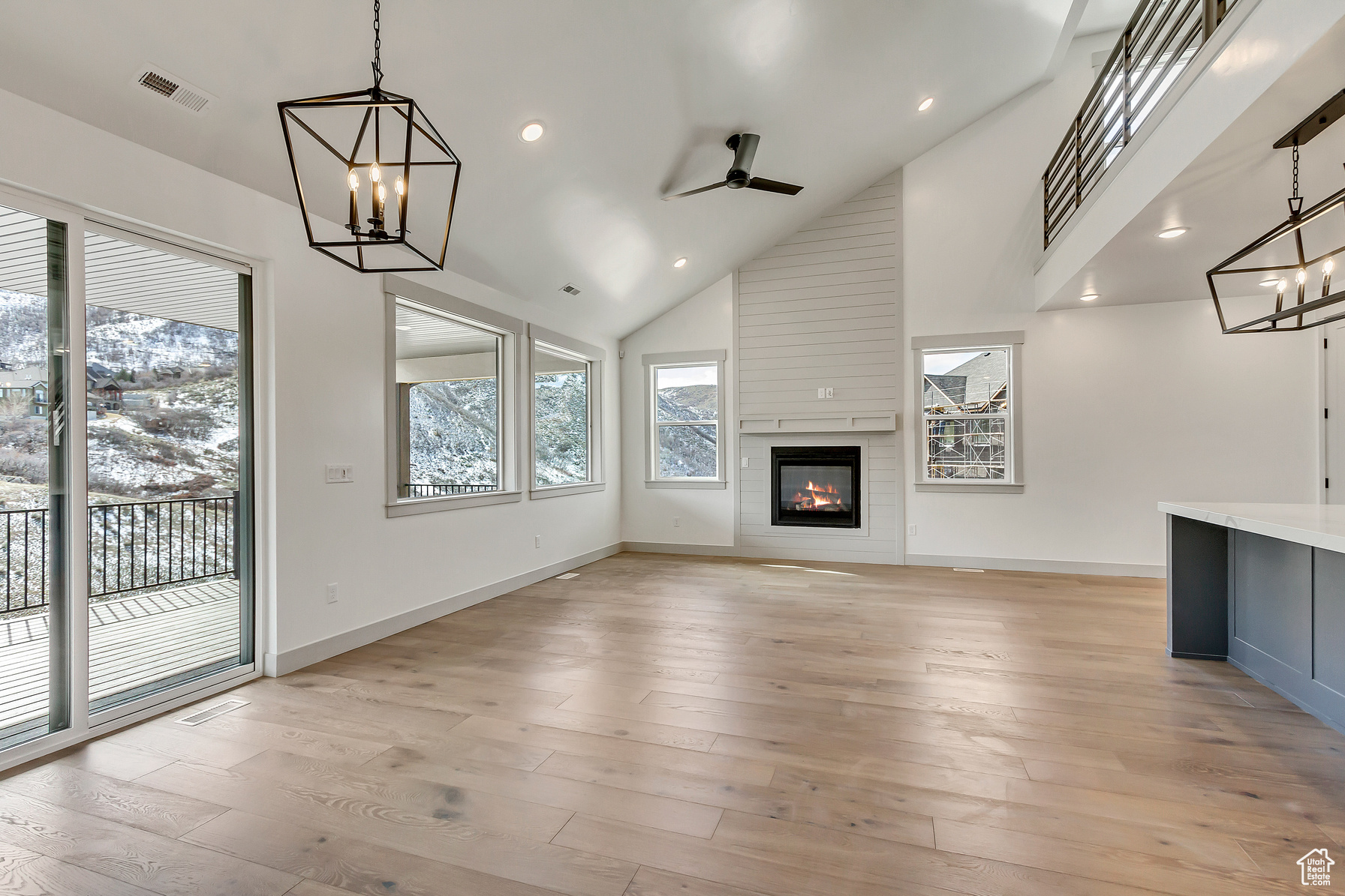 1208 E Delacroix Dr 117 Draper UT 84020 899,000