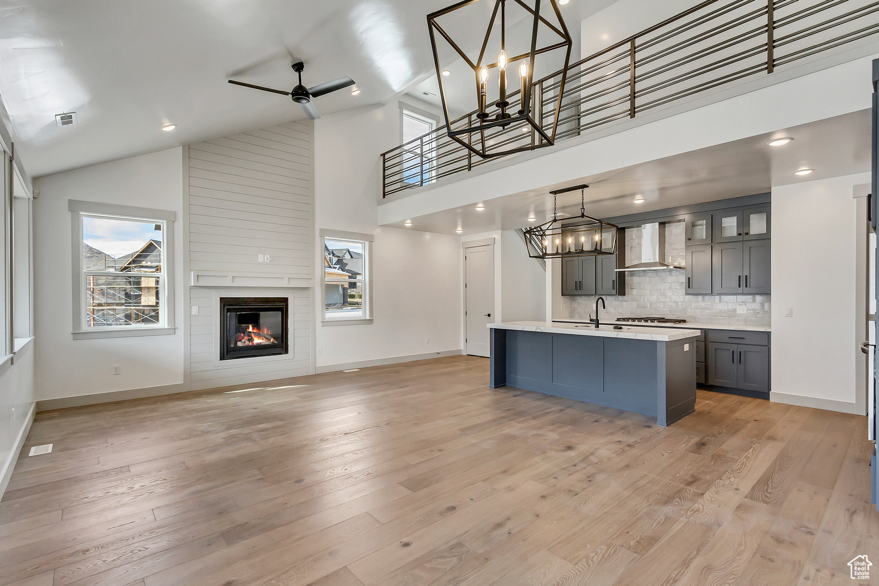 1208 E Delacroix Dr 117 Draper UT 84020 899,000