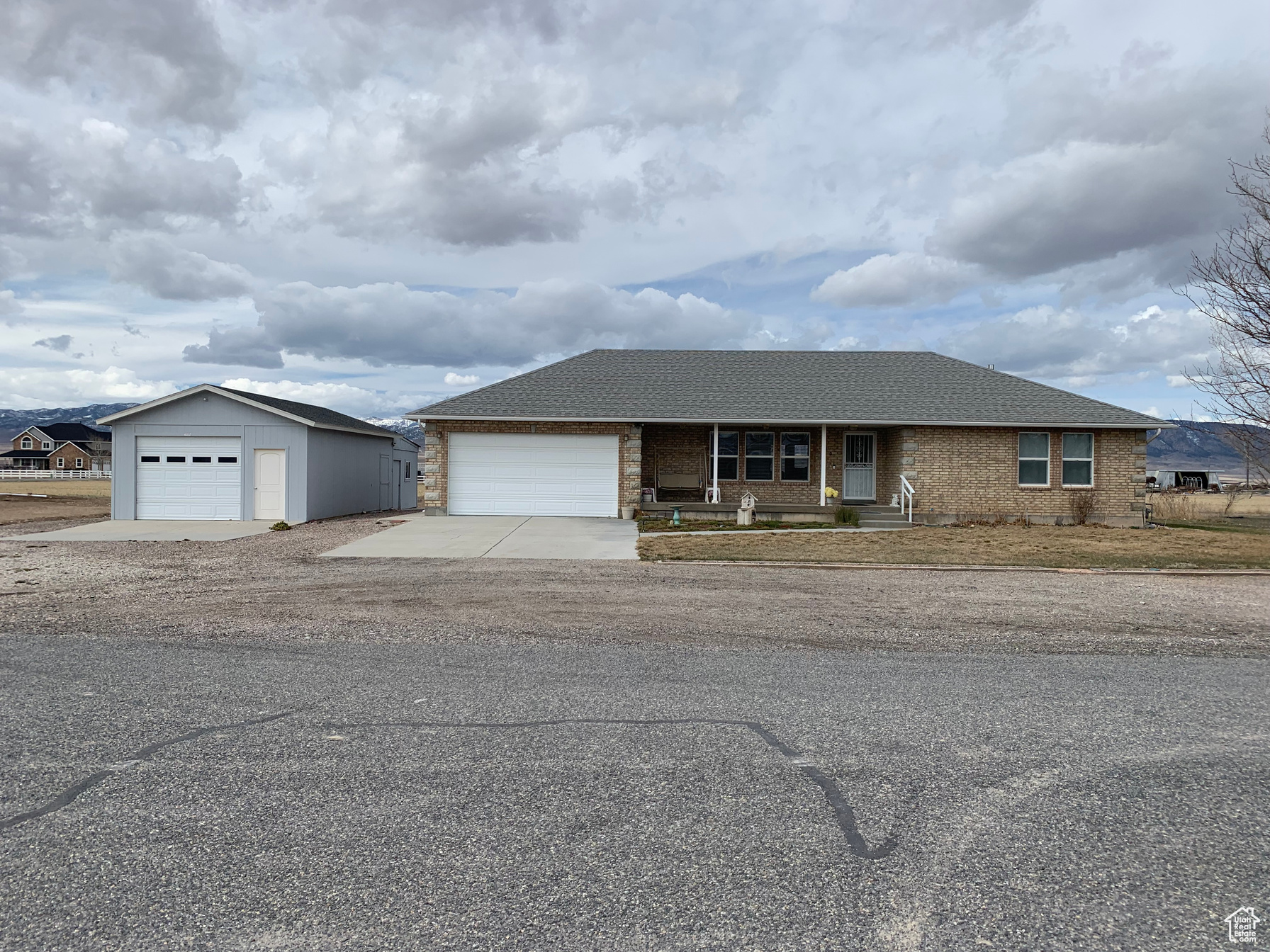 270 S 200 W Centerfield UT 84622 445,000