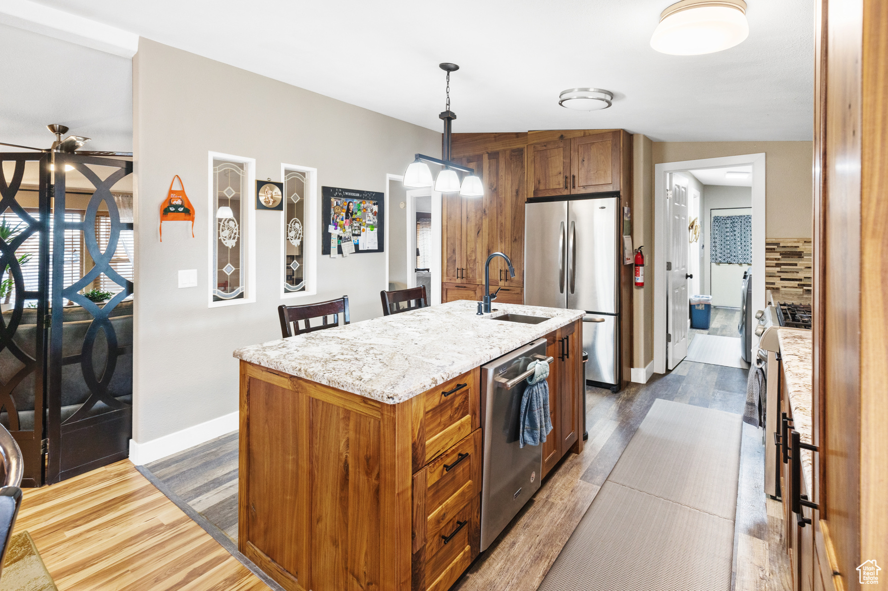 225 E Lariat Dr 30 Sigurd UT 84657 359,000