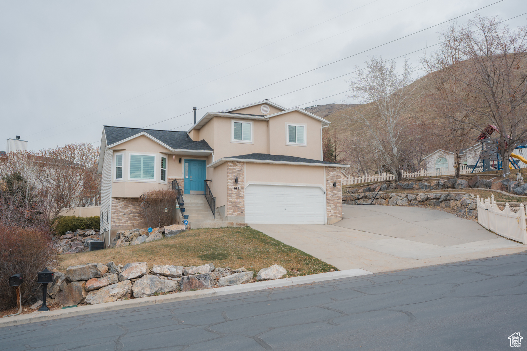 987 E 300 N Lindon UT 84042 689,000