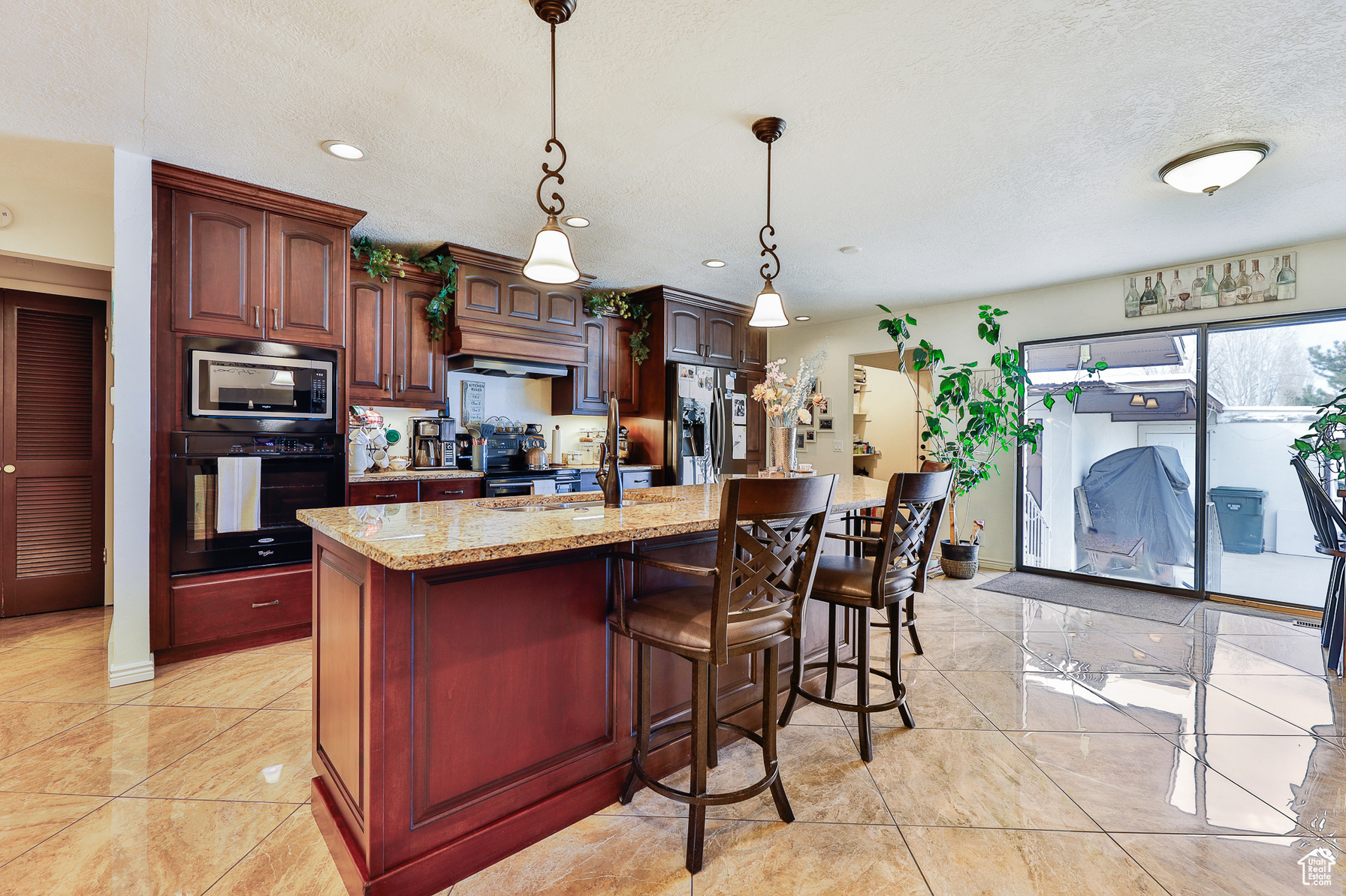 15 Benchmark Vlg Tooele UT 84074 419,999