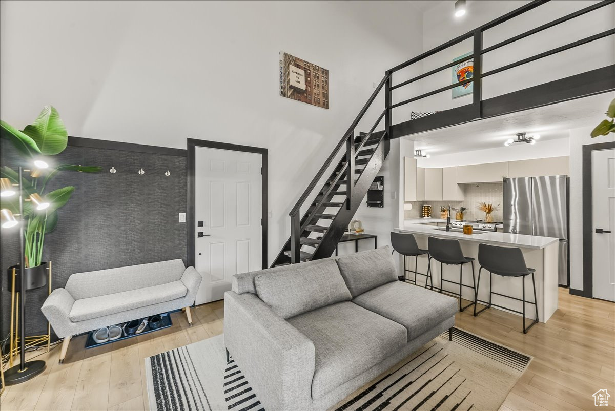 1199 E Waterside Cv 32 Midvale UT 84047 315,000