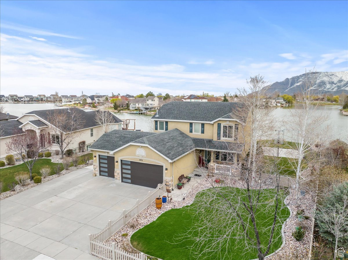 5972 Bayshore Dr Stansbury Park UT 84074 729,000