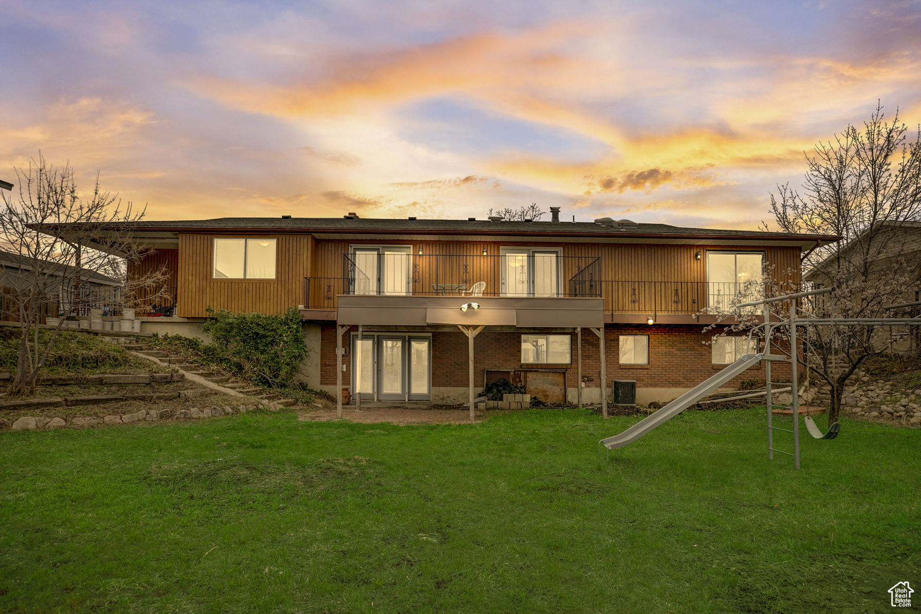 1377 E Silvercrest Dr Sandy UT 84093 849,900