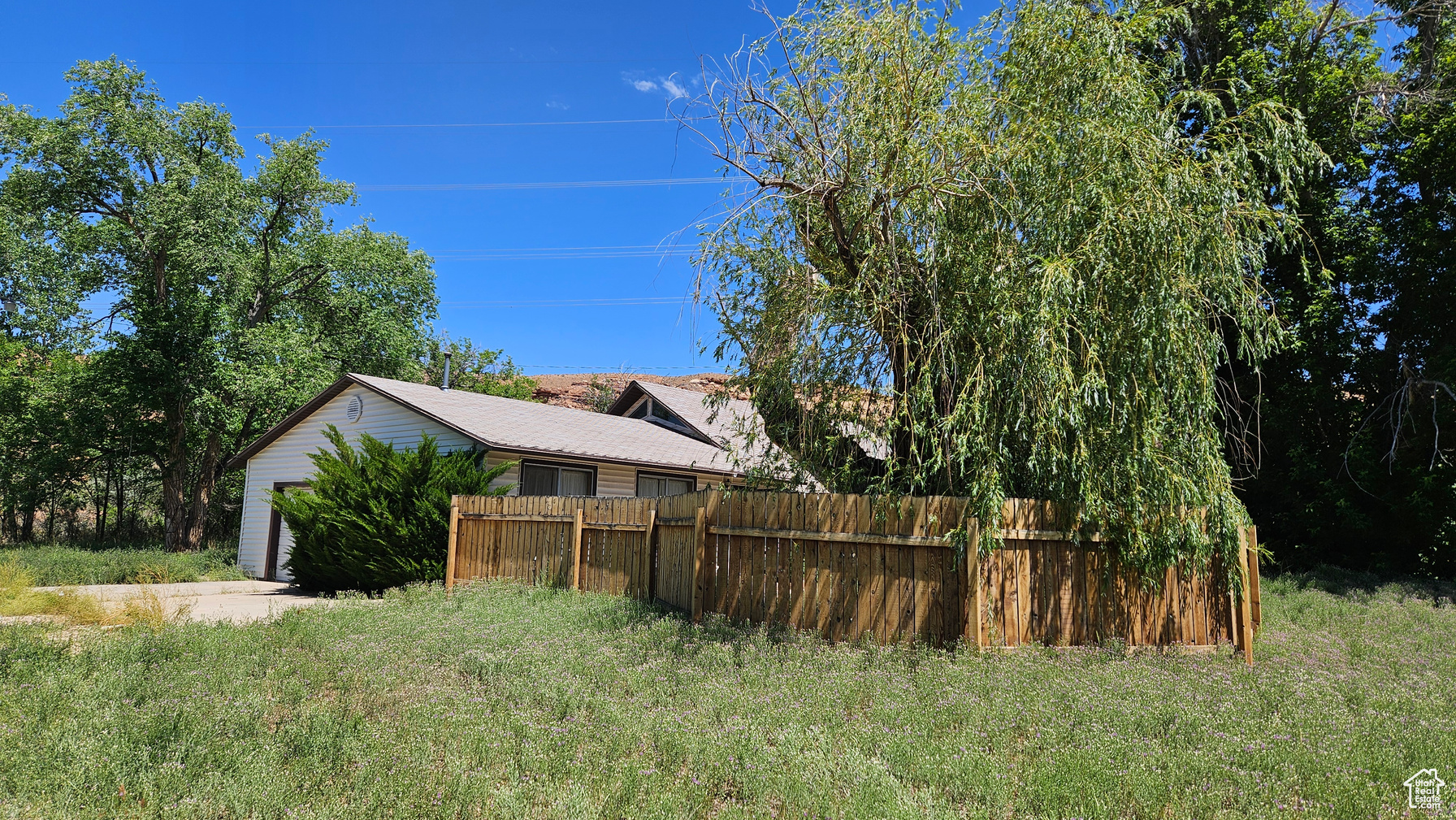 4709 E Independence Rd Fort Duchesne UT 84026 250,000