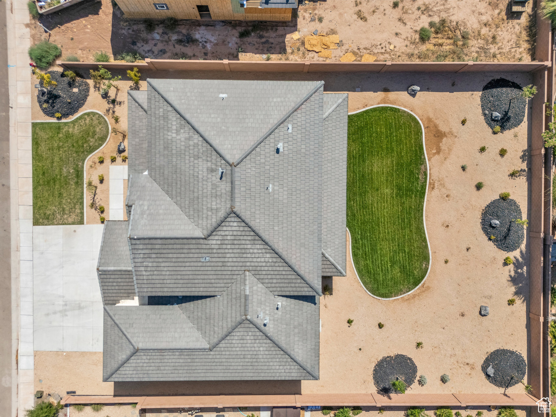 39 W Elinor Ln Washington UT 84780 1,000,000