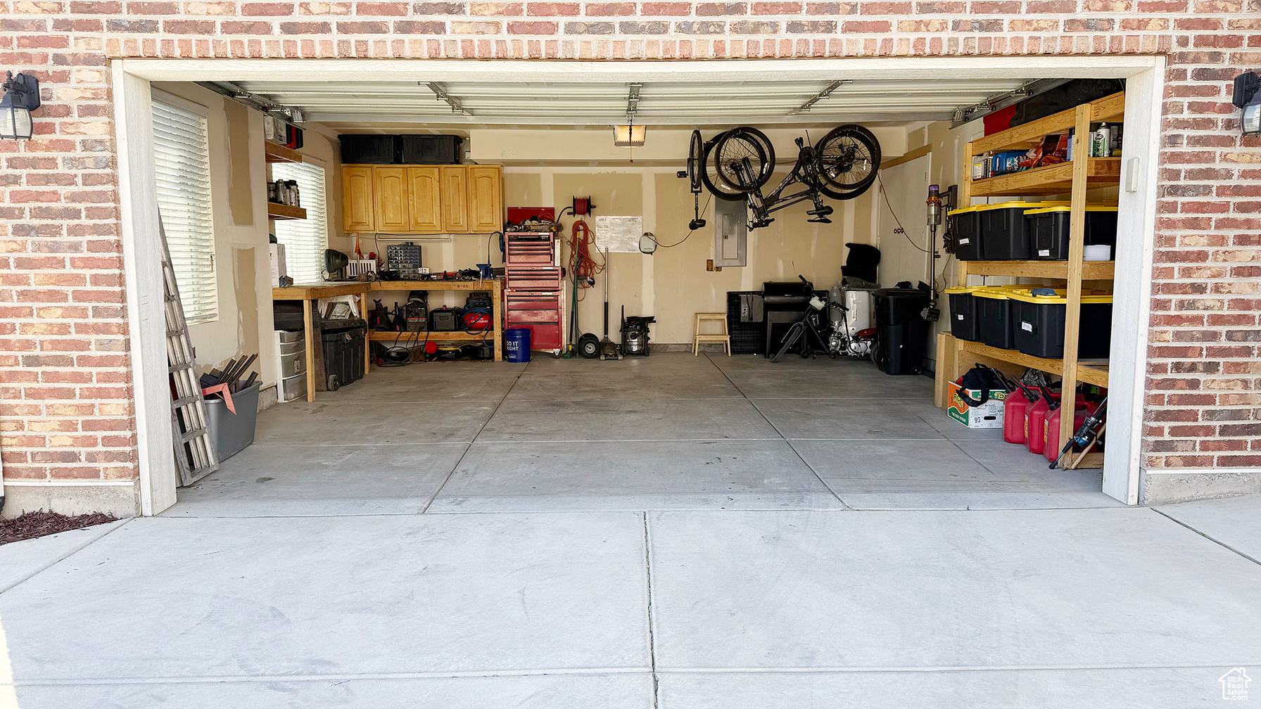 183 N 1325 W Springville UT 84663 524,900