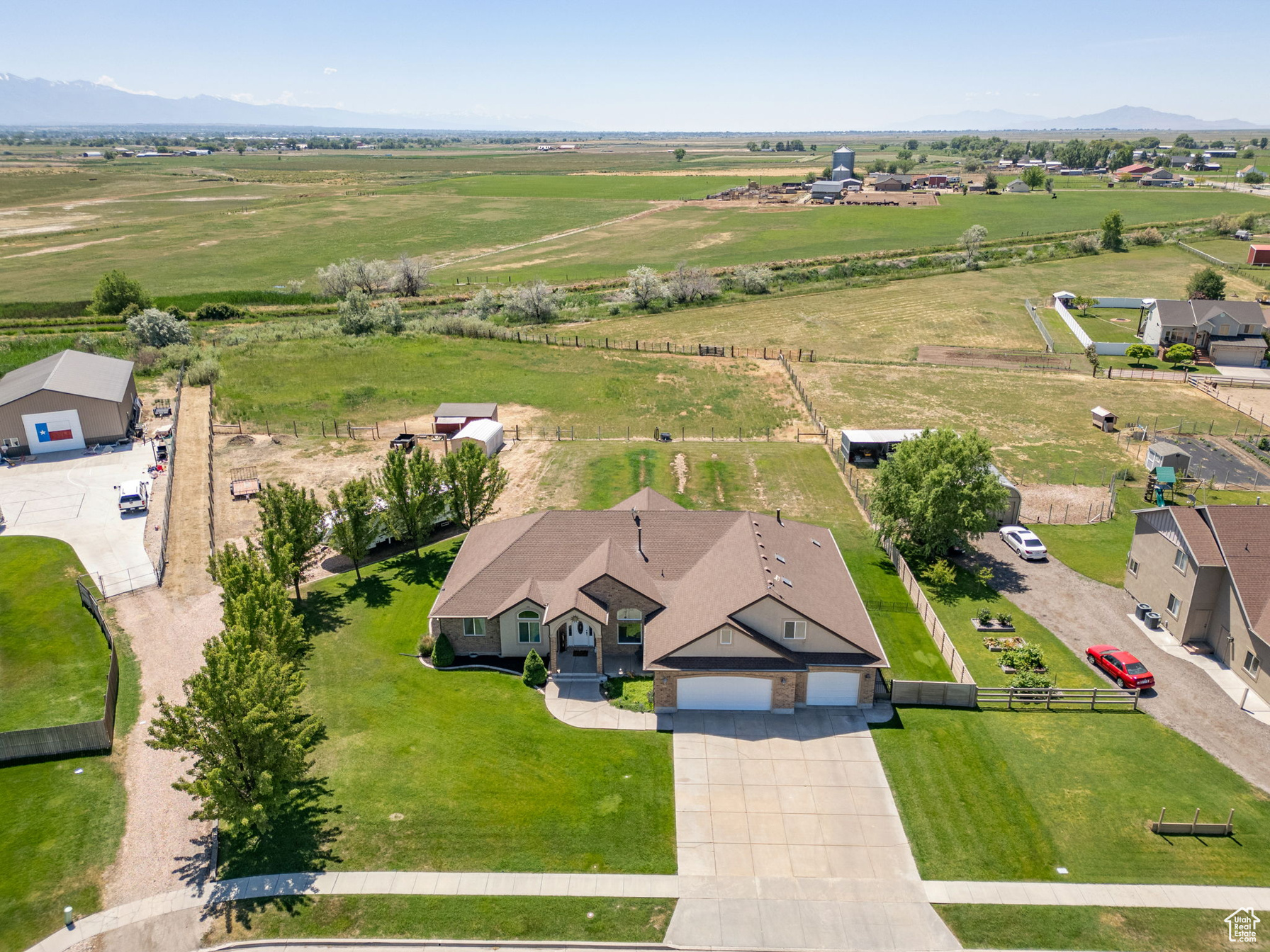 6613 W 200 N Ogden UT 84404 | $875,000 | UtahRealEstate.com