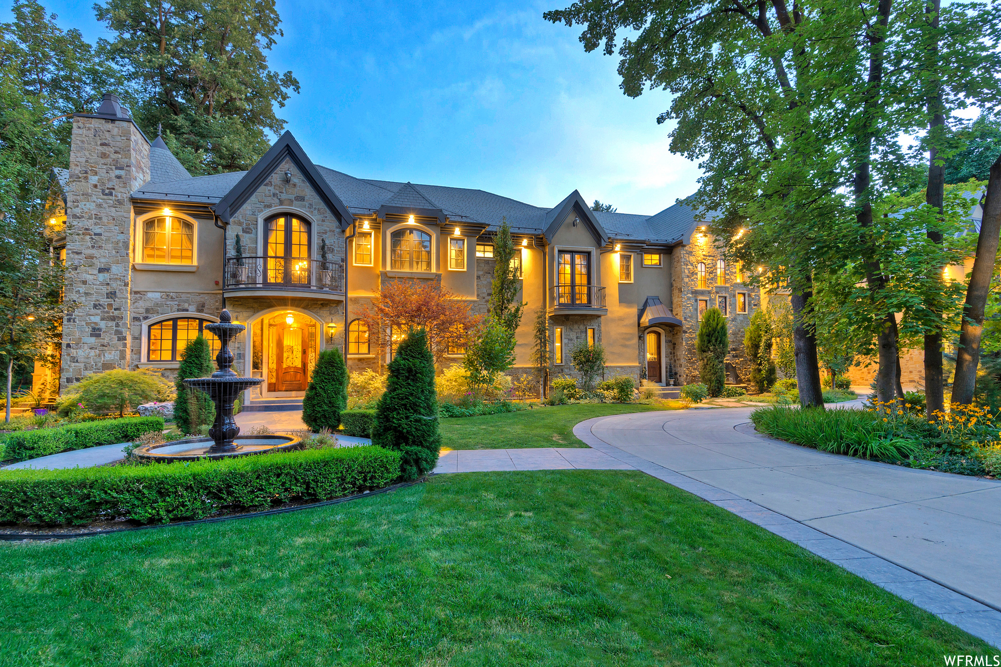 2318 E WALKER LN, Salt Lake City UT 84117