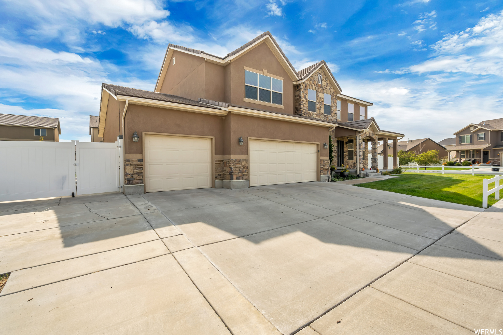 463 W BROOME ST, Stansbury Park UT 84074