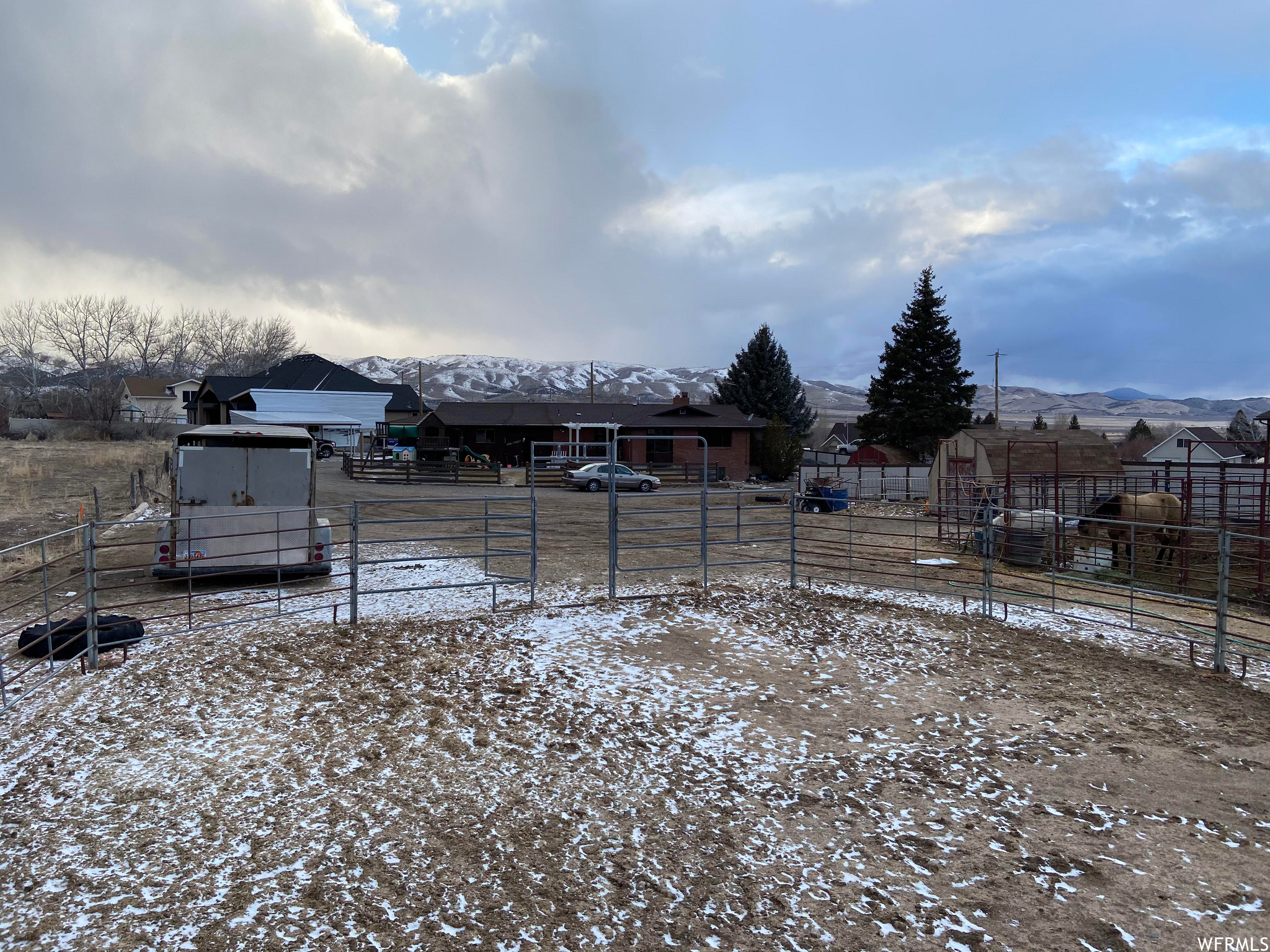 350 E 200 N, Mona UT 84645