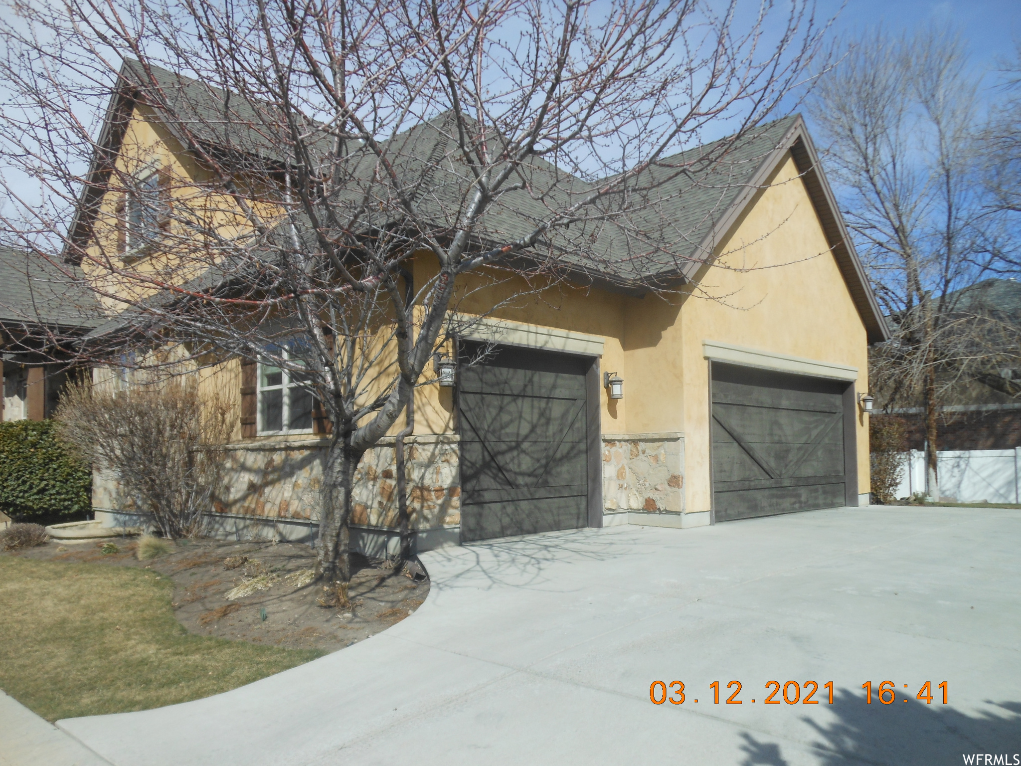4483 S LILY MEADOWS LN, Salt Lake City UT 84124