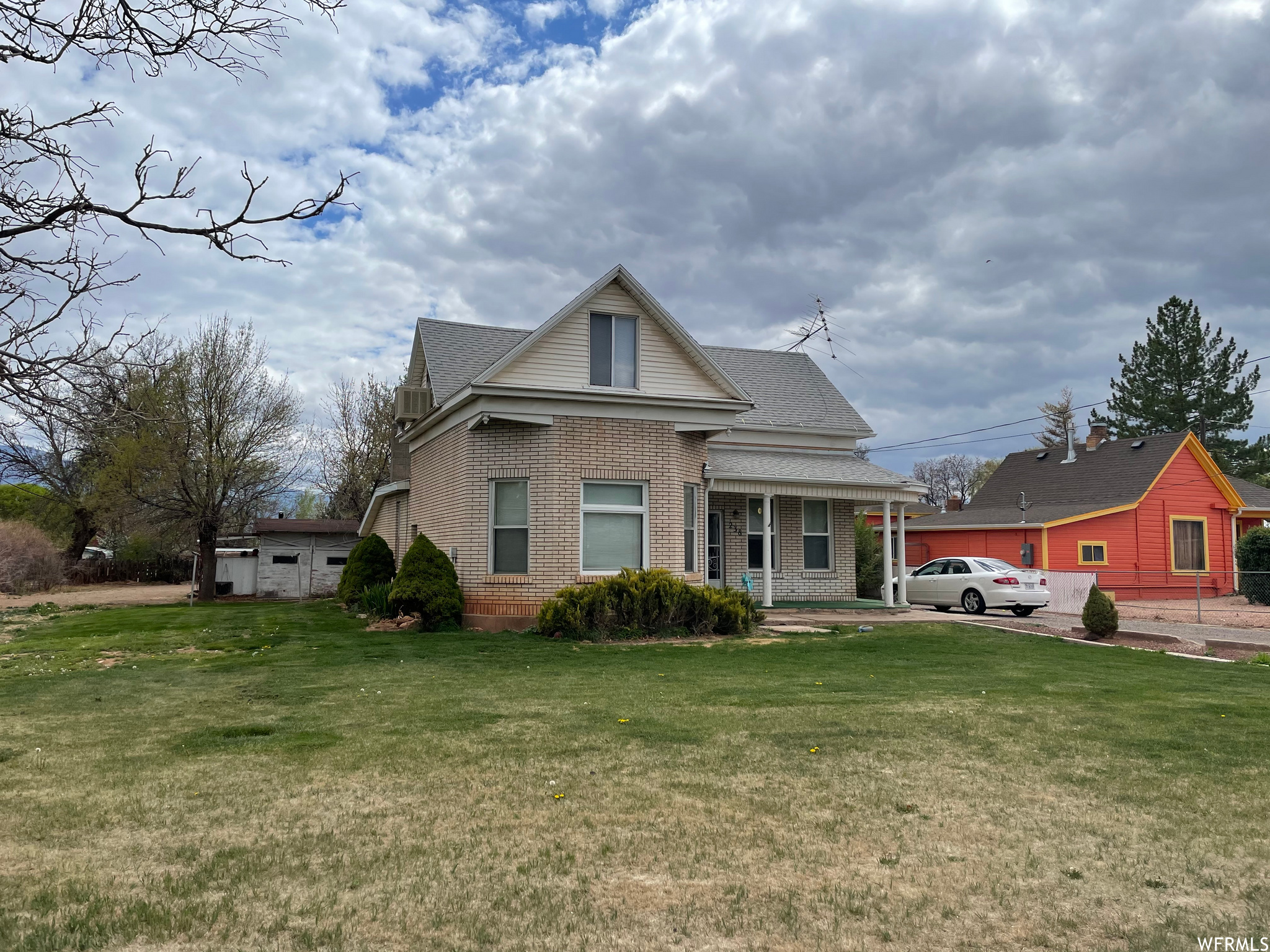 238 E 100 S, Richfield UT 84701