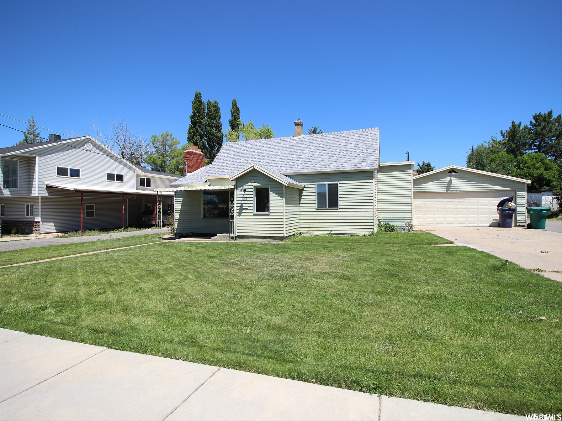 2214 W 6000 S, Roy UT 84067