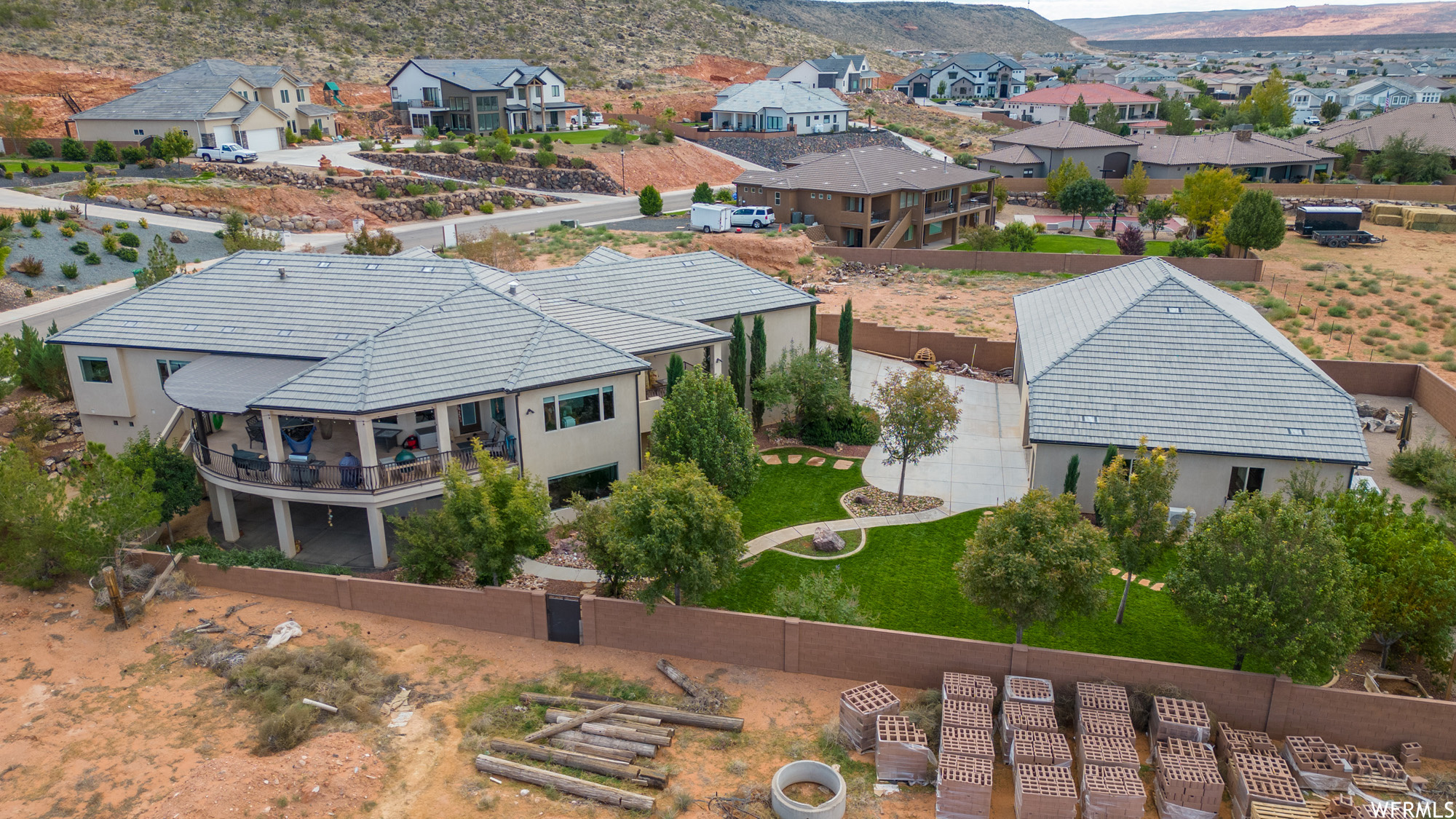 2144 S REDSTONE RD, Hurricane UT 84737