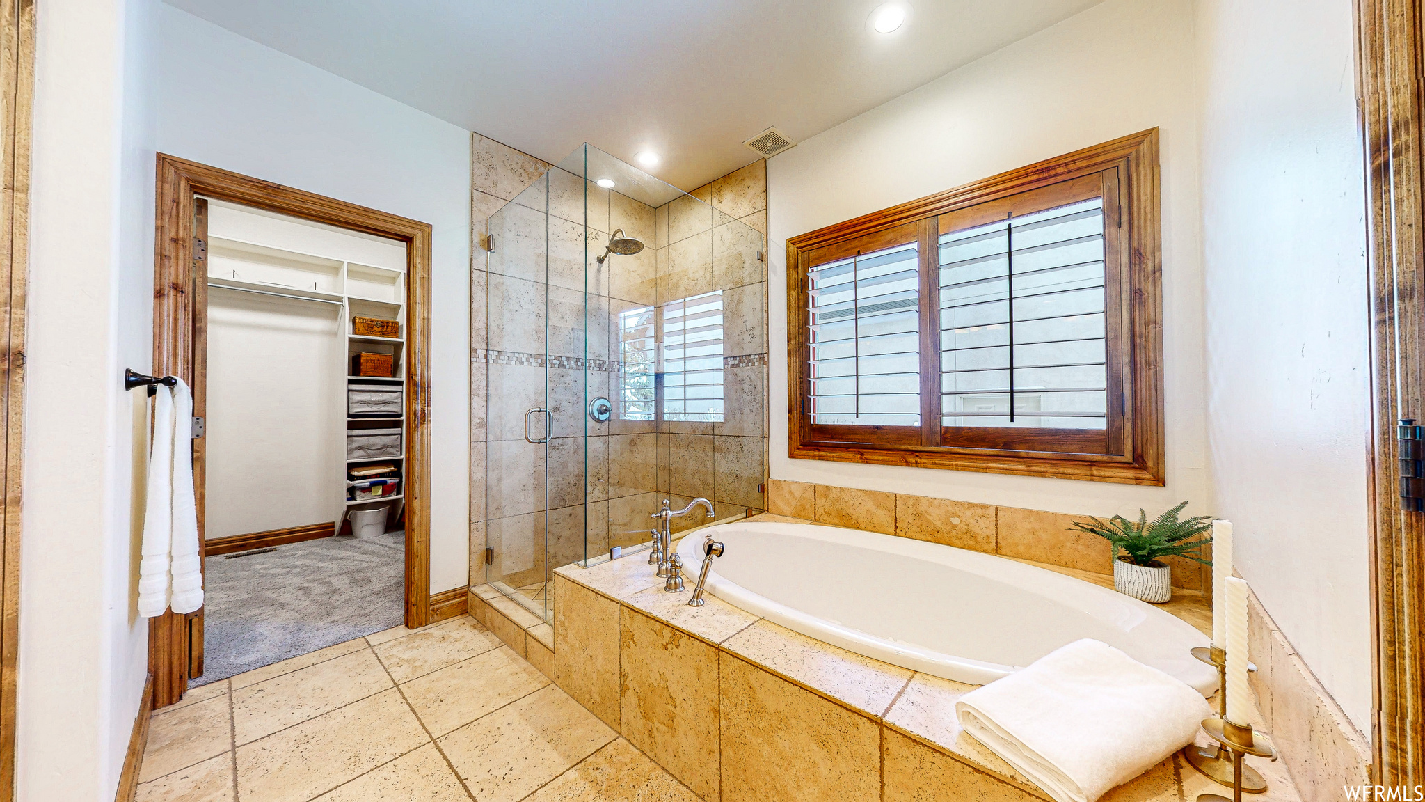 Separate tub, shower, & water closet.