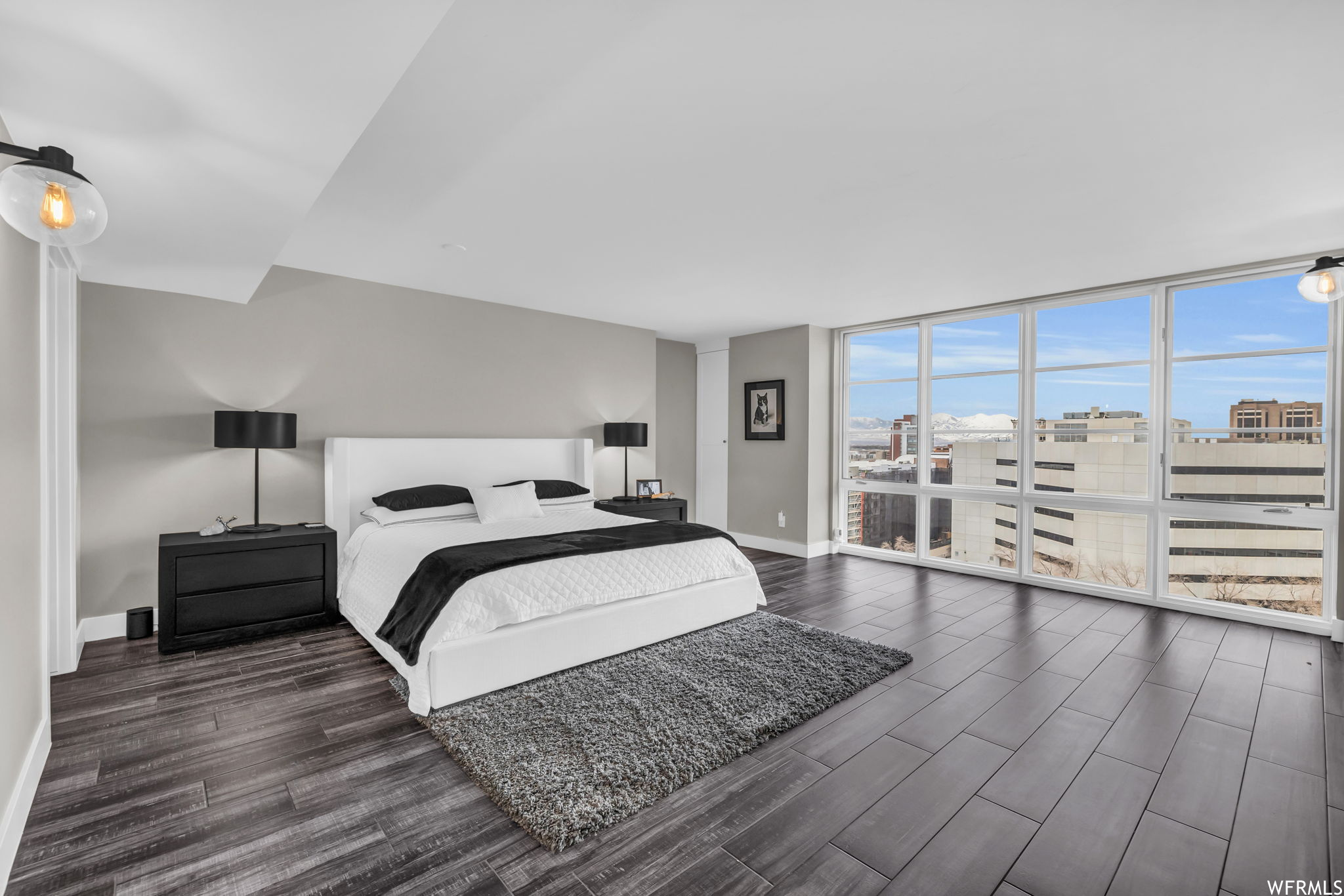 230 E BROADWAY S #1209, Salt Lake City, Utah 84111, 3 Bedrooms Bedrooms, 8 Rooms Rooms,2 BathroomsBathrooms,Residential,For sale,BROADWAY,1866096