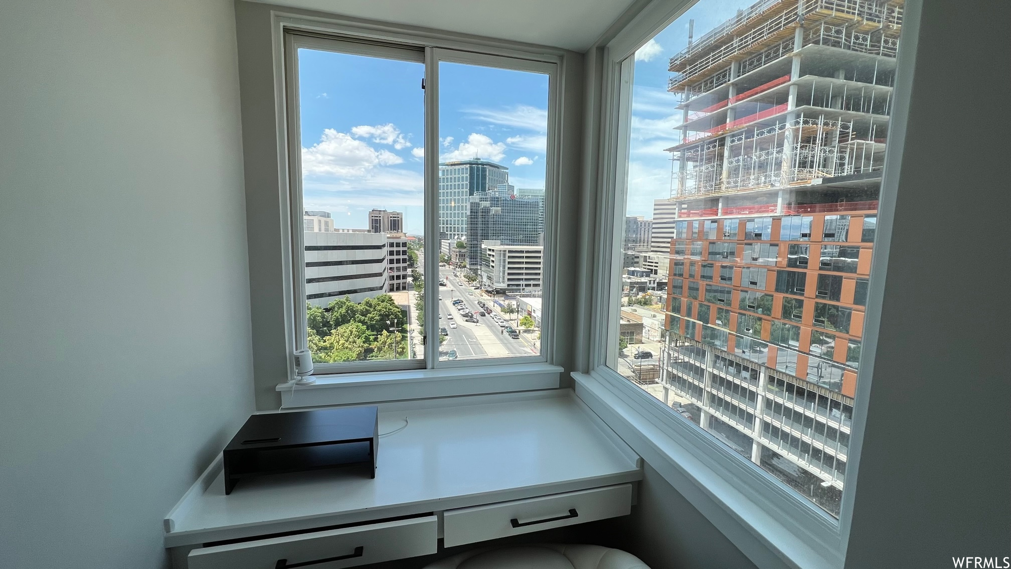 230 E BROADWAY S #1209, Salt Lake City, Utah 84111, 3 Bedrooms Bedrooms, 8 Rooms Rooms,2 BathroomsBathrooms,Residential,For sale,BROADWAY,1866096