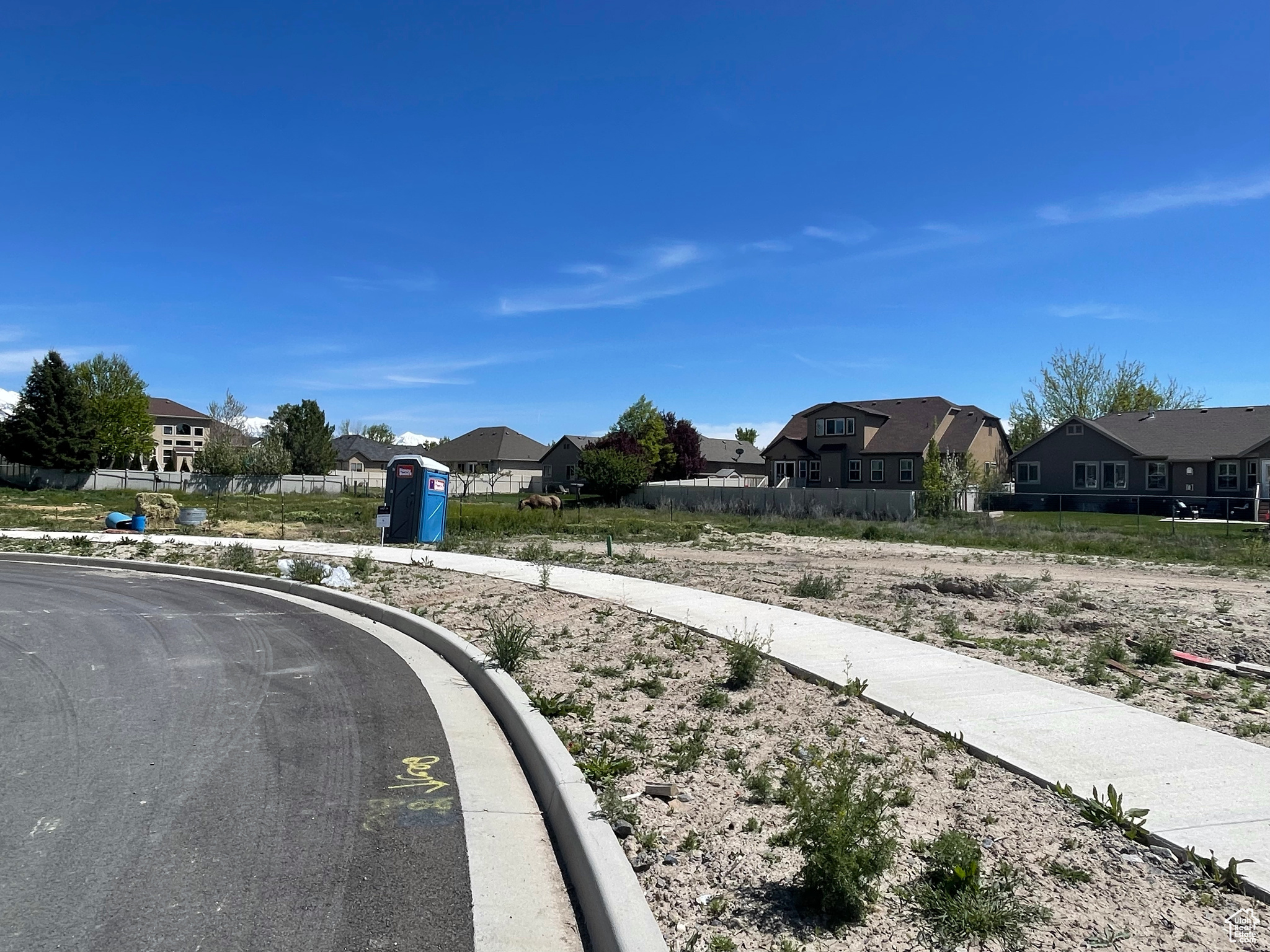 view of lot looking south east