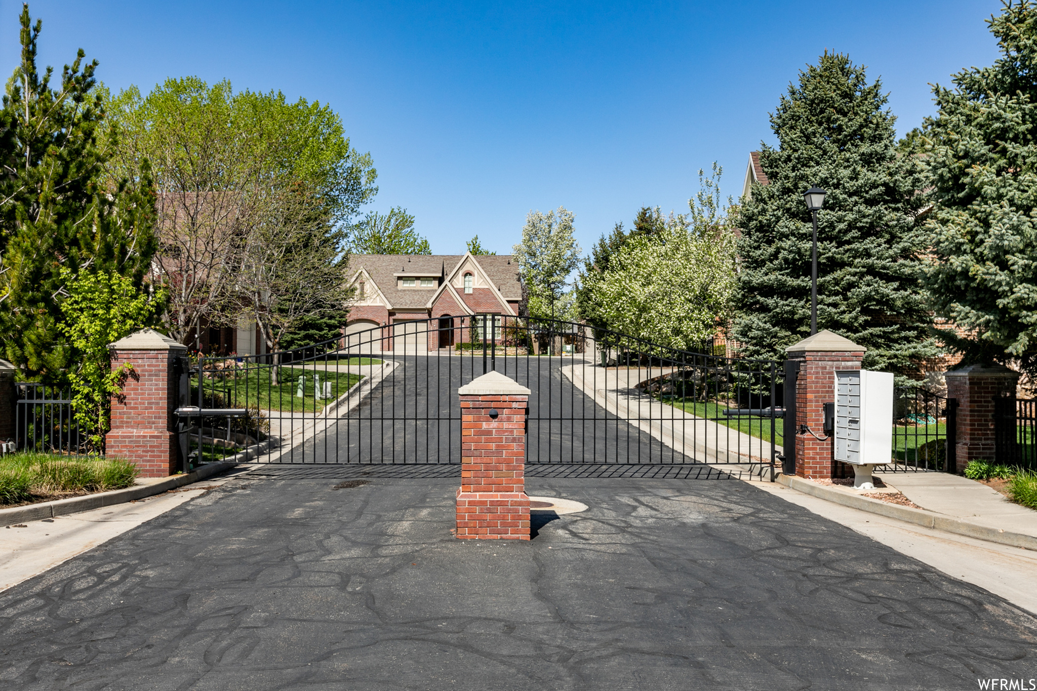 Gated subdivision of 10 luxury Homes.