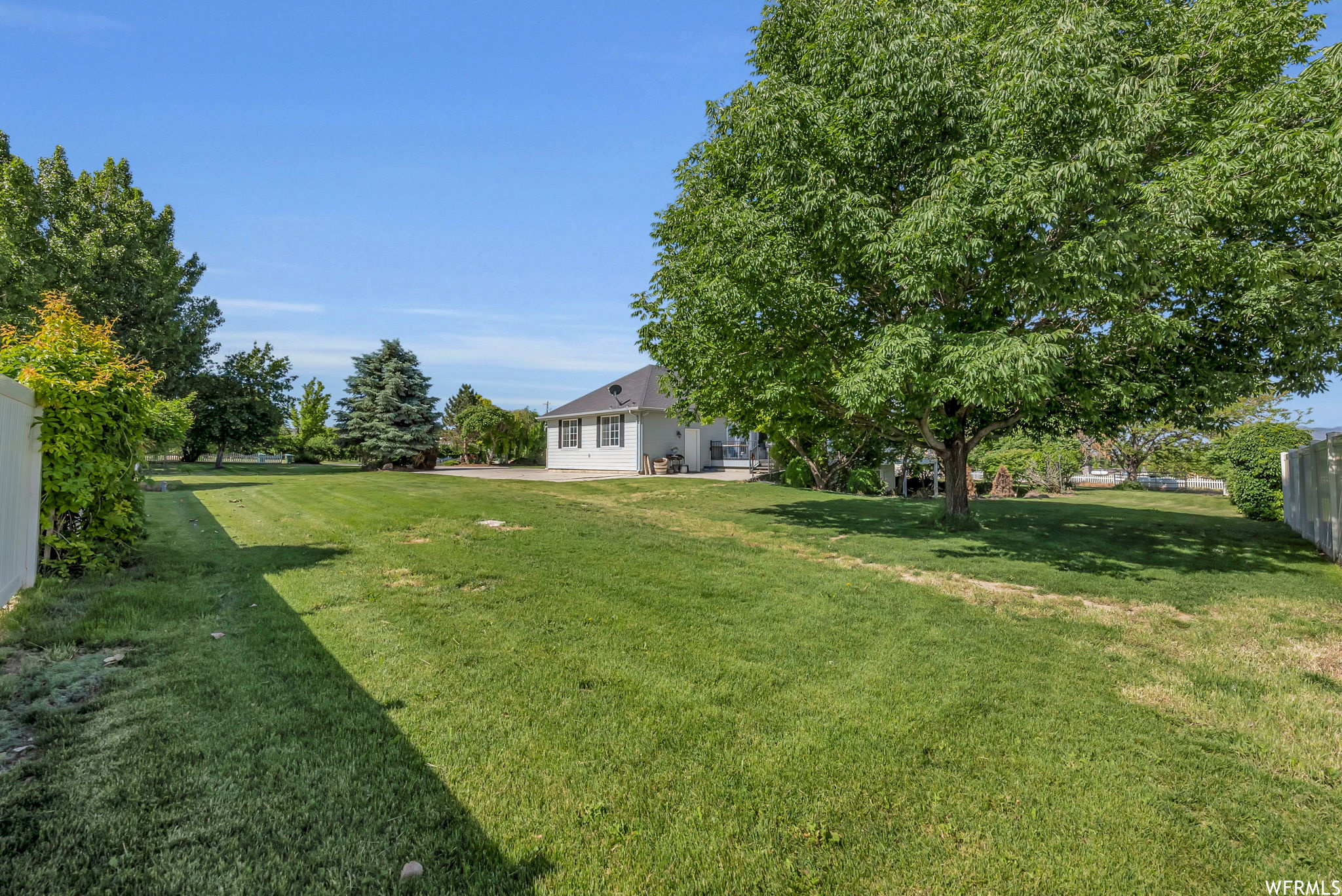 663 E CENTER, Genola, Utah 84655, 6 Bedrooms Bedrooms, 18 Rooms Rooms,3 BathroomsBathrooms,Residential,For sale,CENTER,1881954