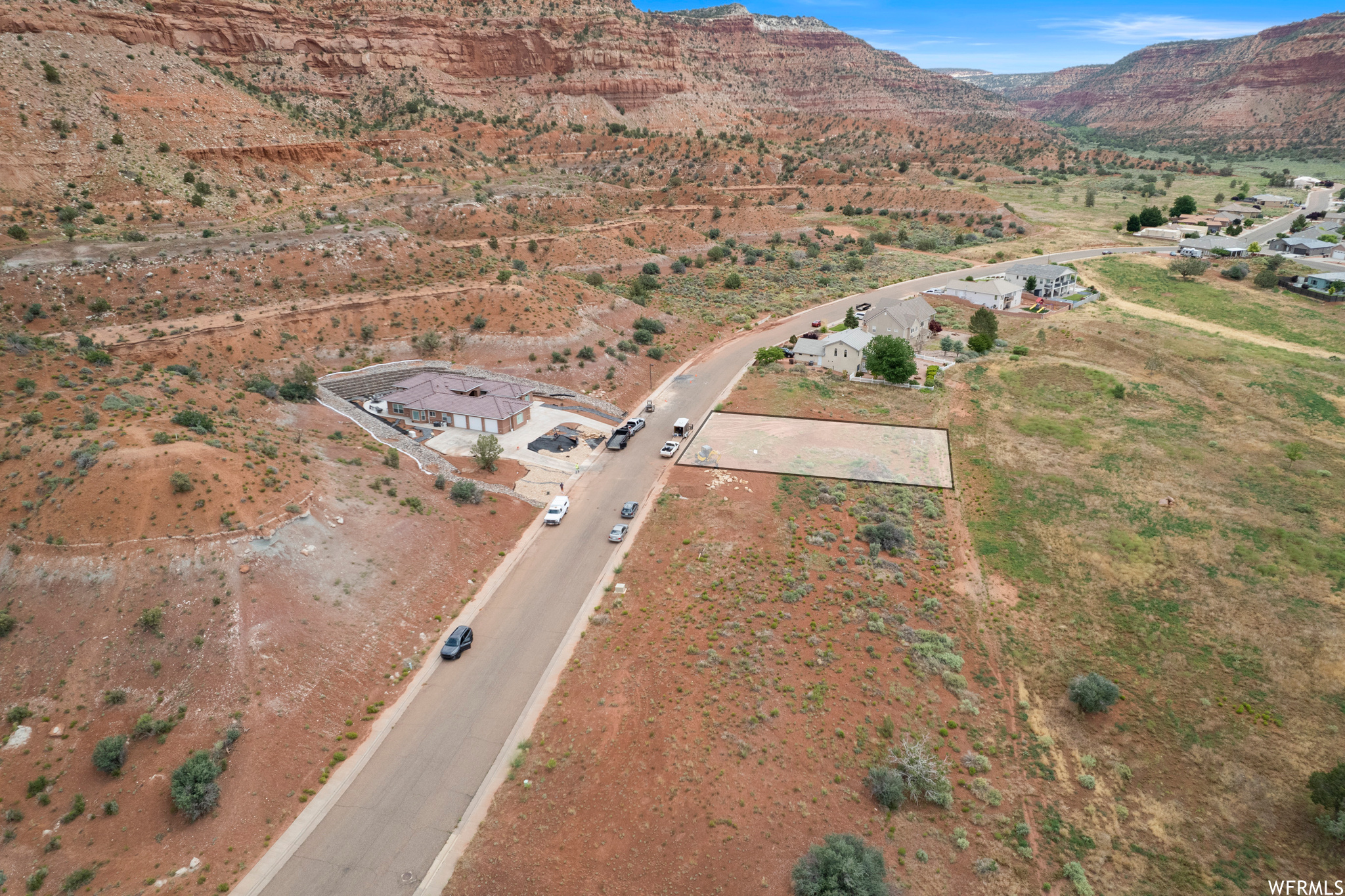 Red Rock Cliff Views