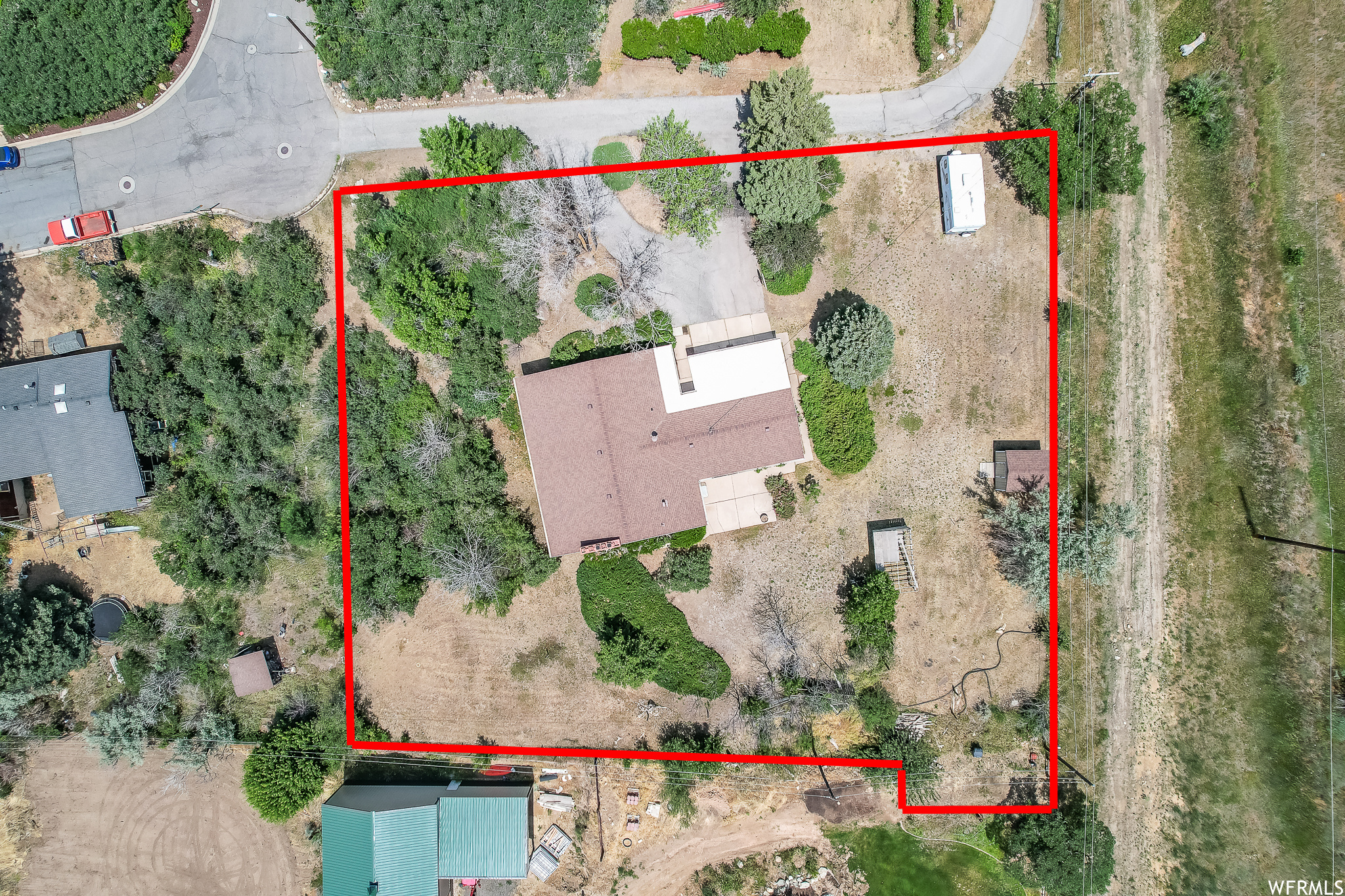 Red outlines usable area for homeowner. Buyer to verify exact boundaries.