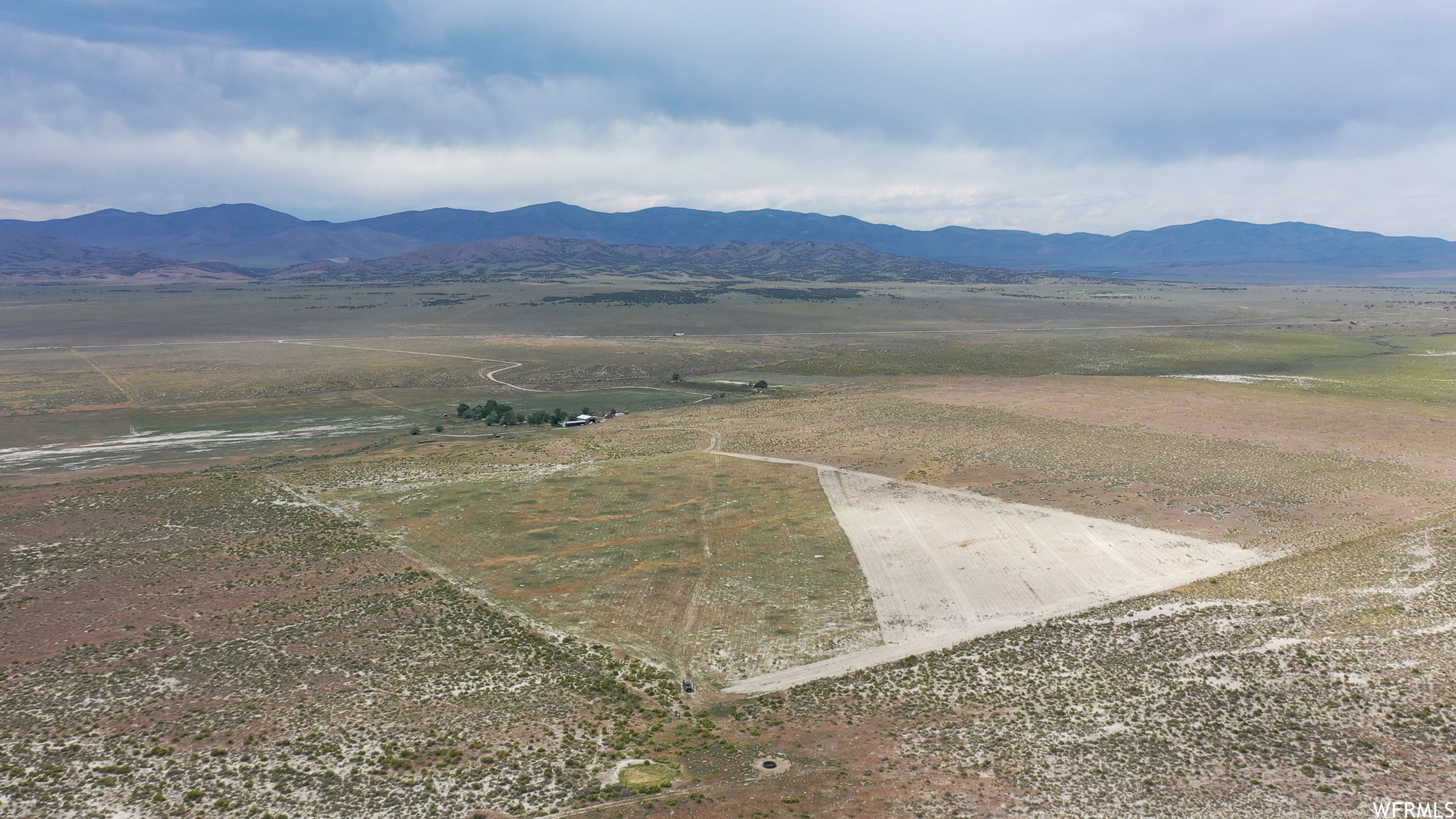 1 Highway 30 Park Valley UT 84329 475,000