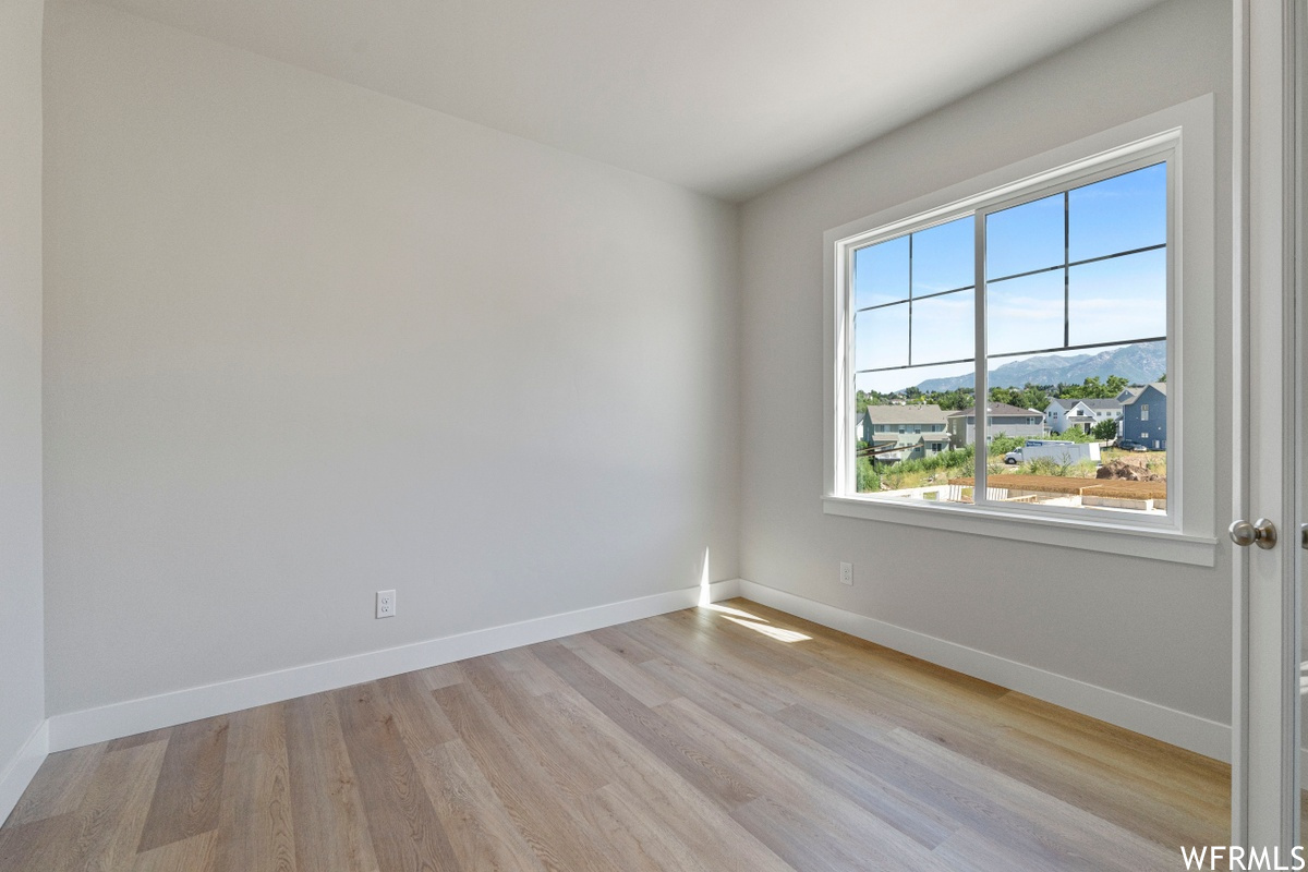 1358 E Bluebell Ct 164 Layton UT 84040 599,000