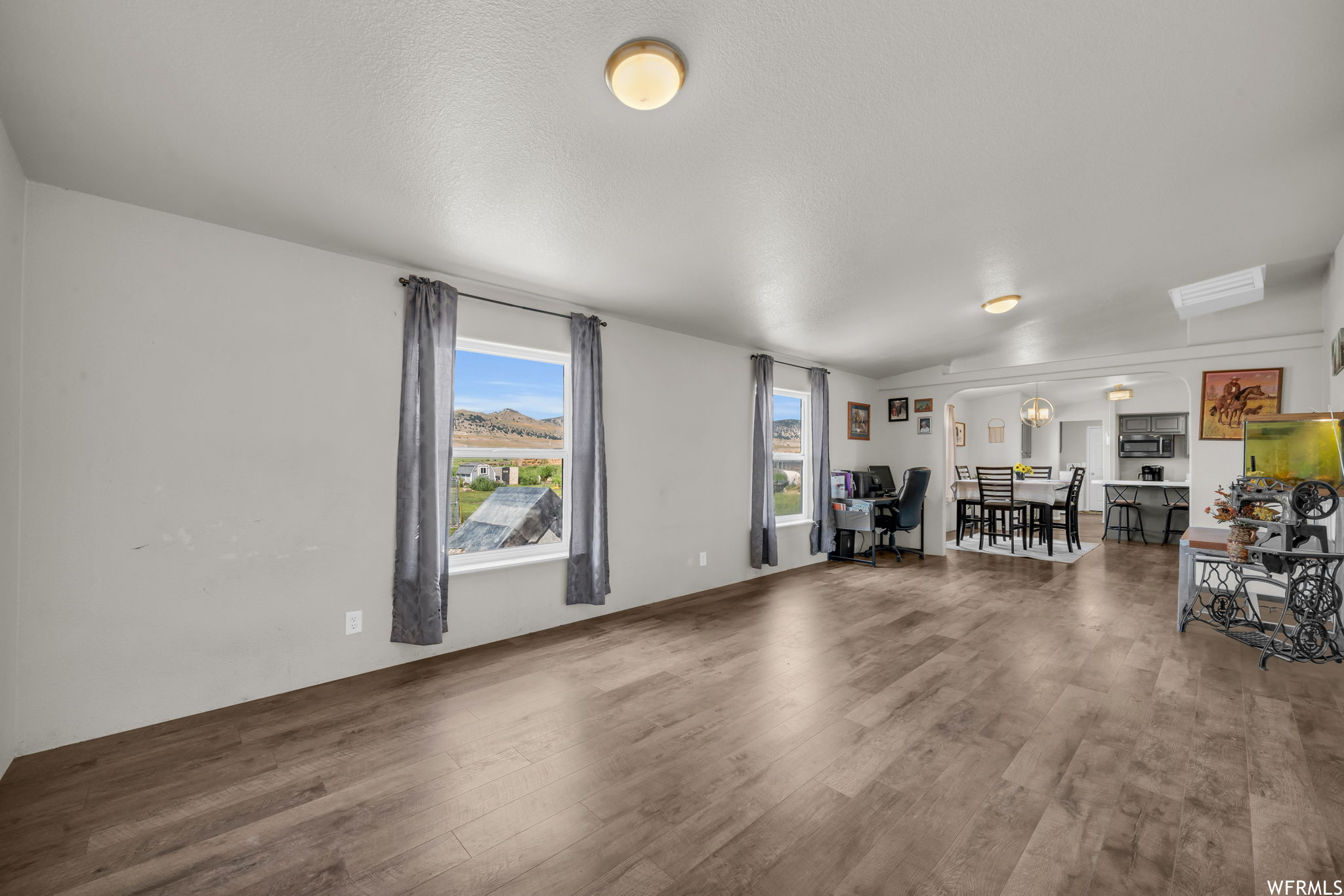 12545 N 4800 W Cornish UT 84308 529,900