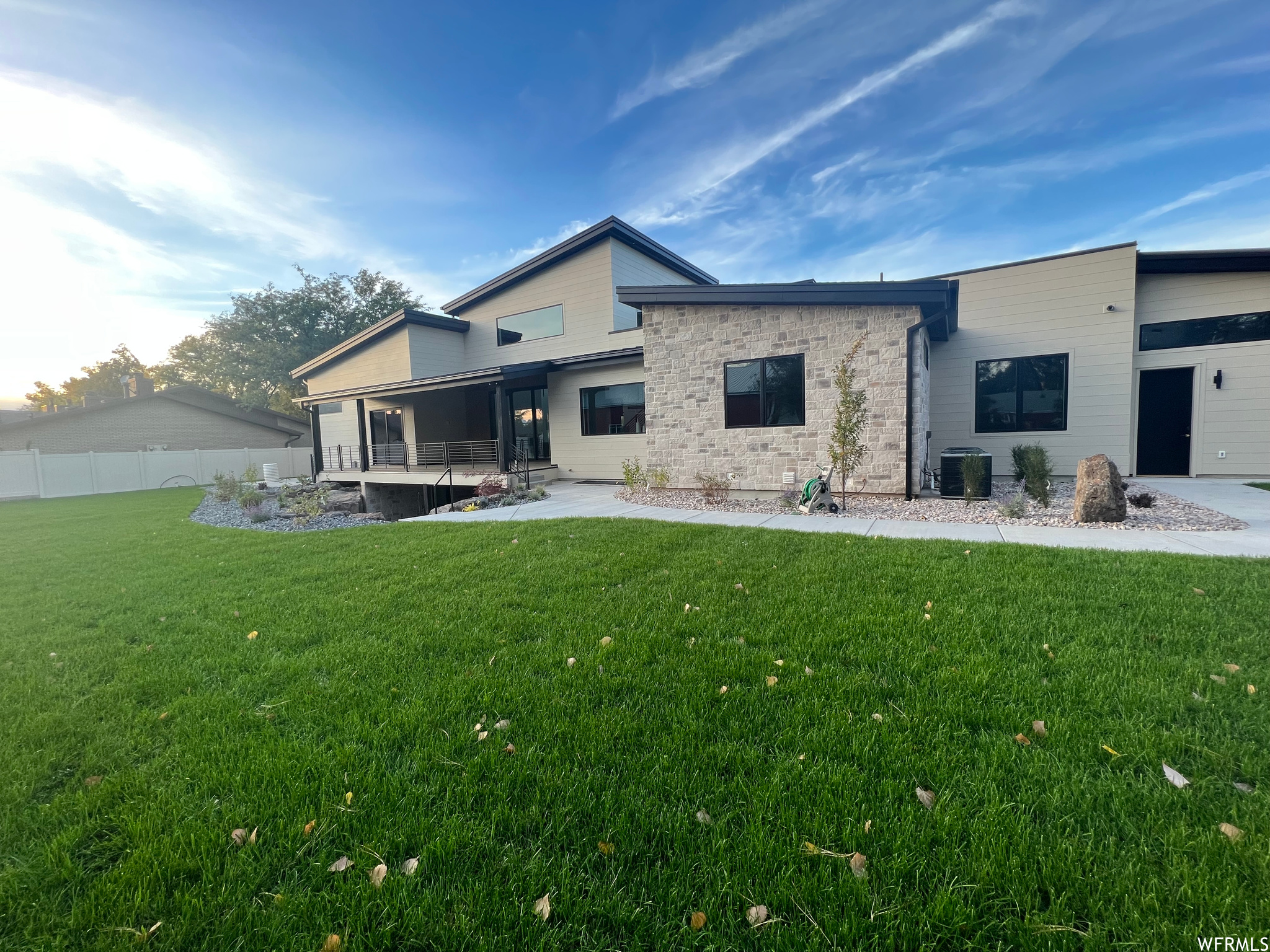 1778 E 6400 S Murray UT 84121 | $2,799,900 | UtahRealEstate.com