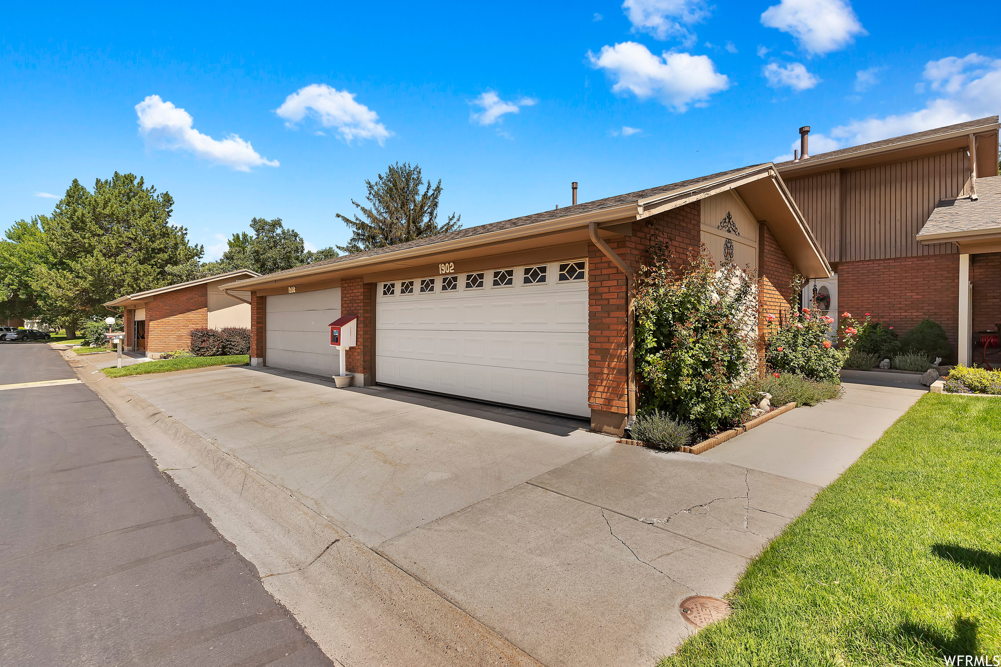 1902 N 2550 E, Layton UT 84040