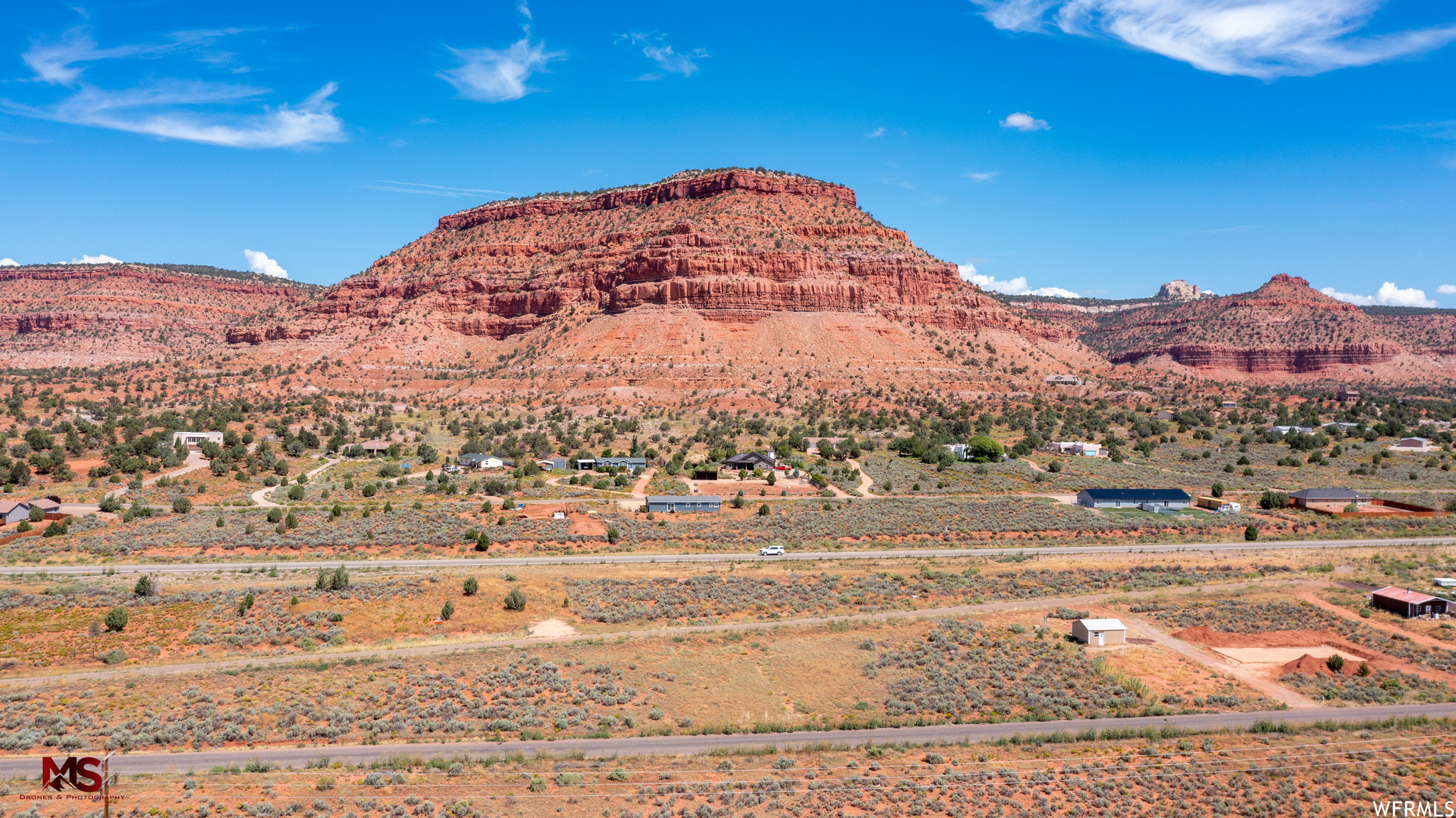 View of mountain feature