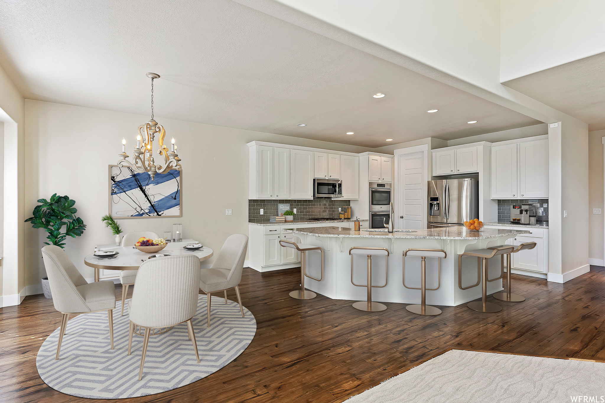 93 S Elberta Way Fruit Heights UT 84037 949,500