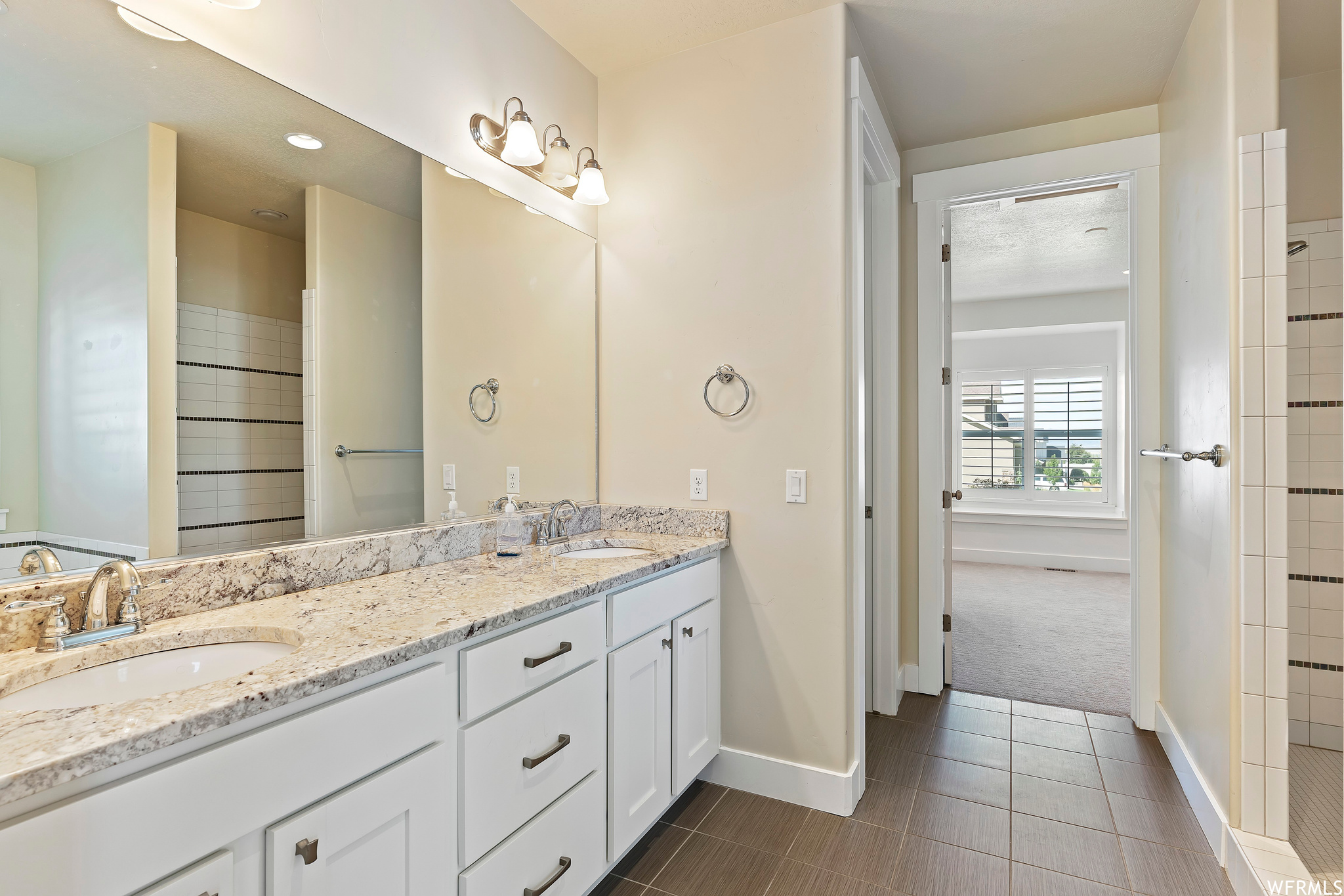 93 S Elberta Way Fruit Heights UT 84037 949,500