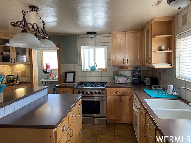 16225 N PARADISE, Lapoint, Utah 84039, 3 Bedrooms Bedrooms, 9 Rooms Rooms,1 BathroomBathrooms,Residential,For sale,PARADISE,1896261