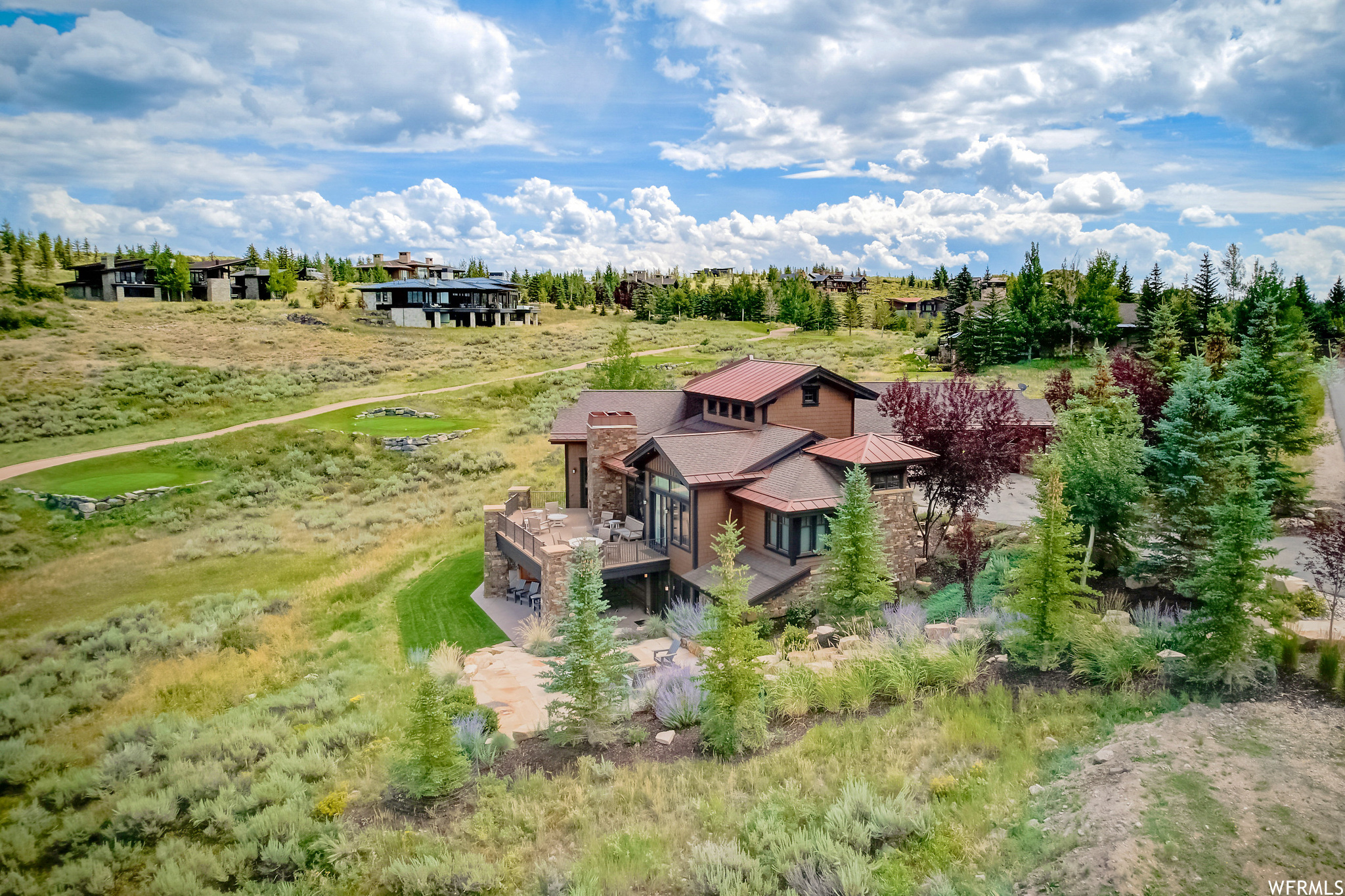 Birds eye view of property