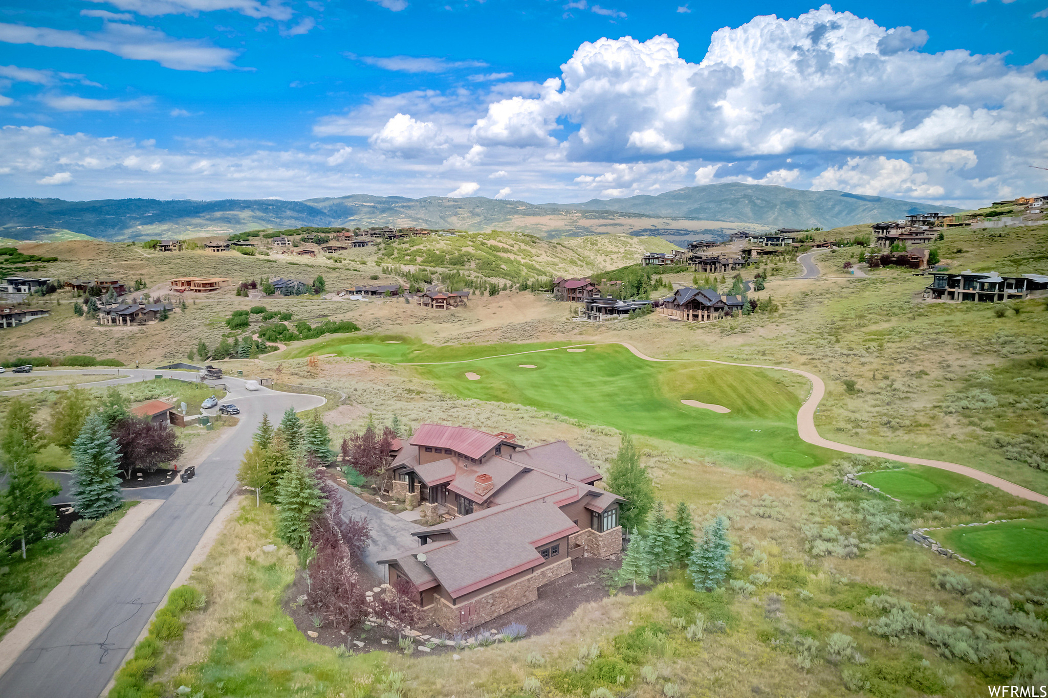 Aerial view of large lot with extra privacy from neighbors