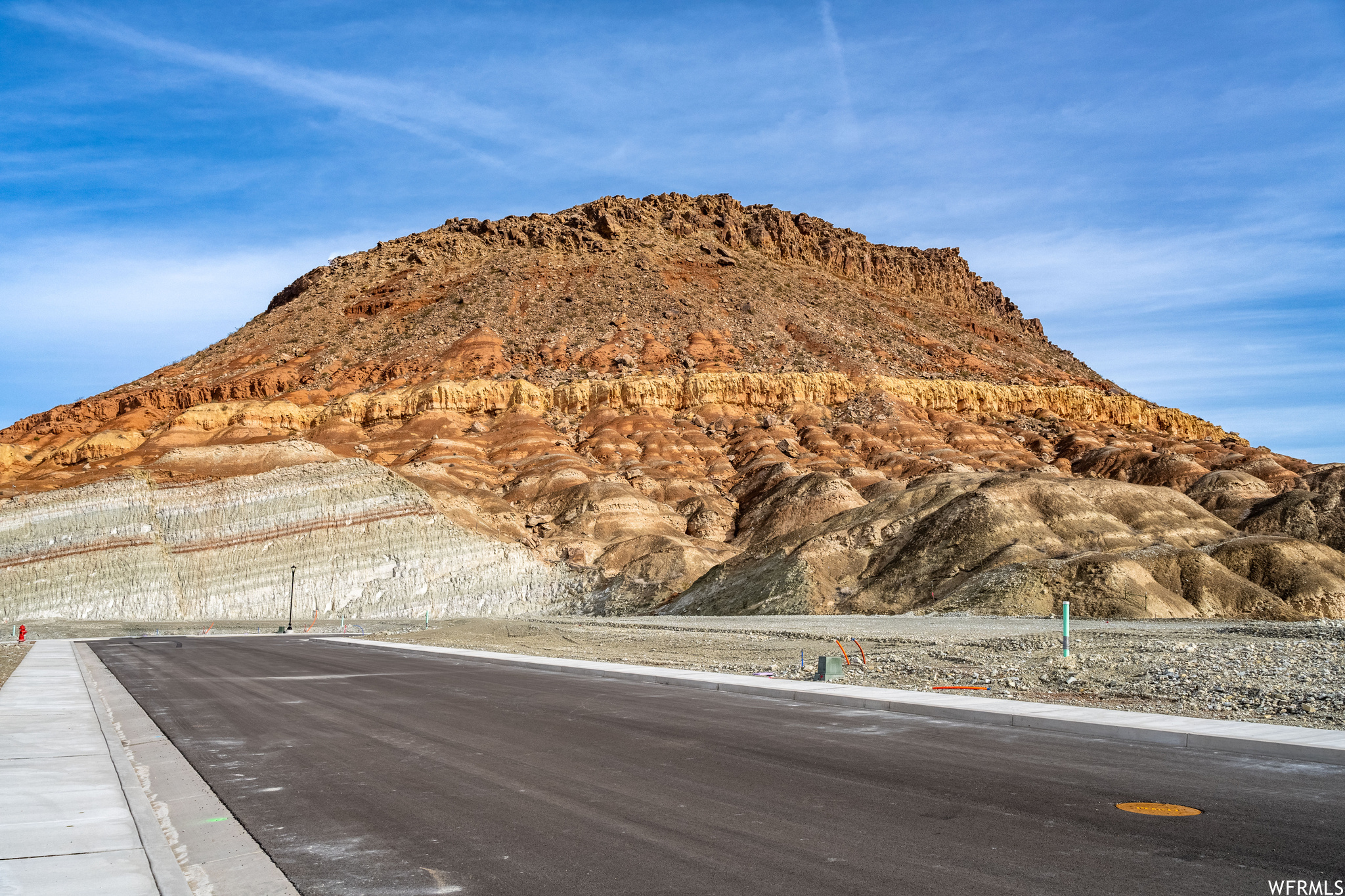 View of mountain feature