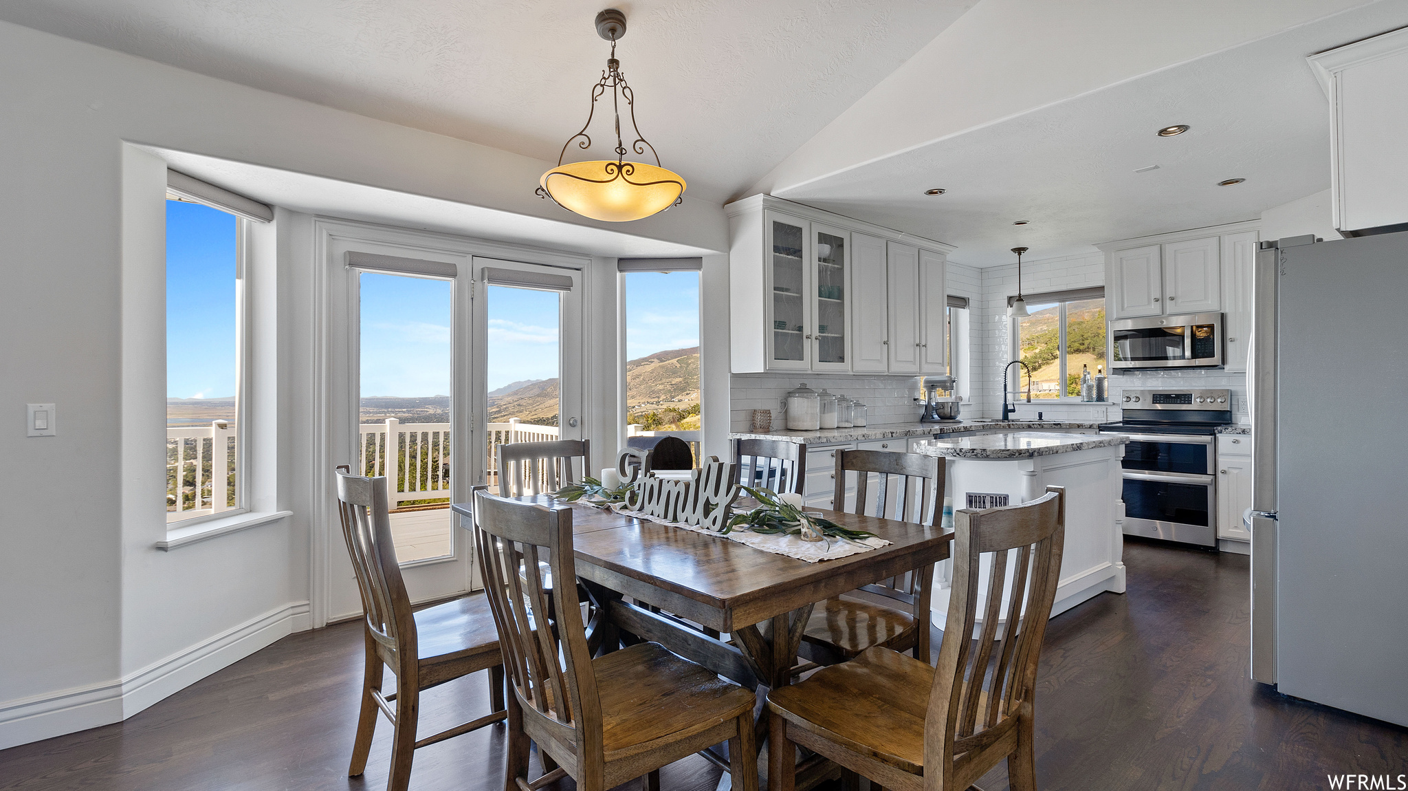 2368 S Maple Hills Dr Bountiful UT 84010 999,900